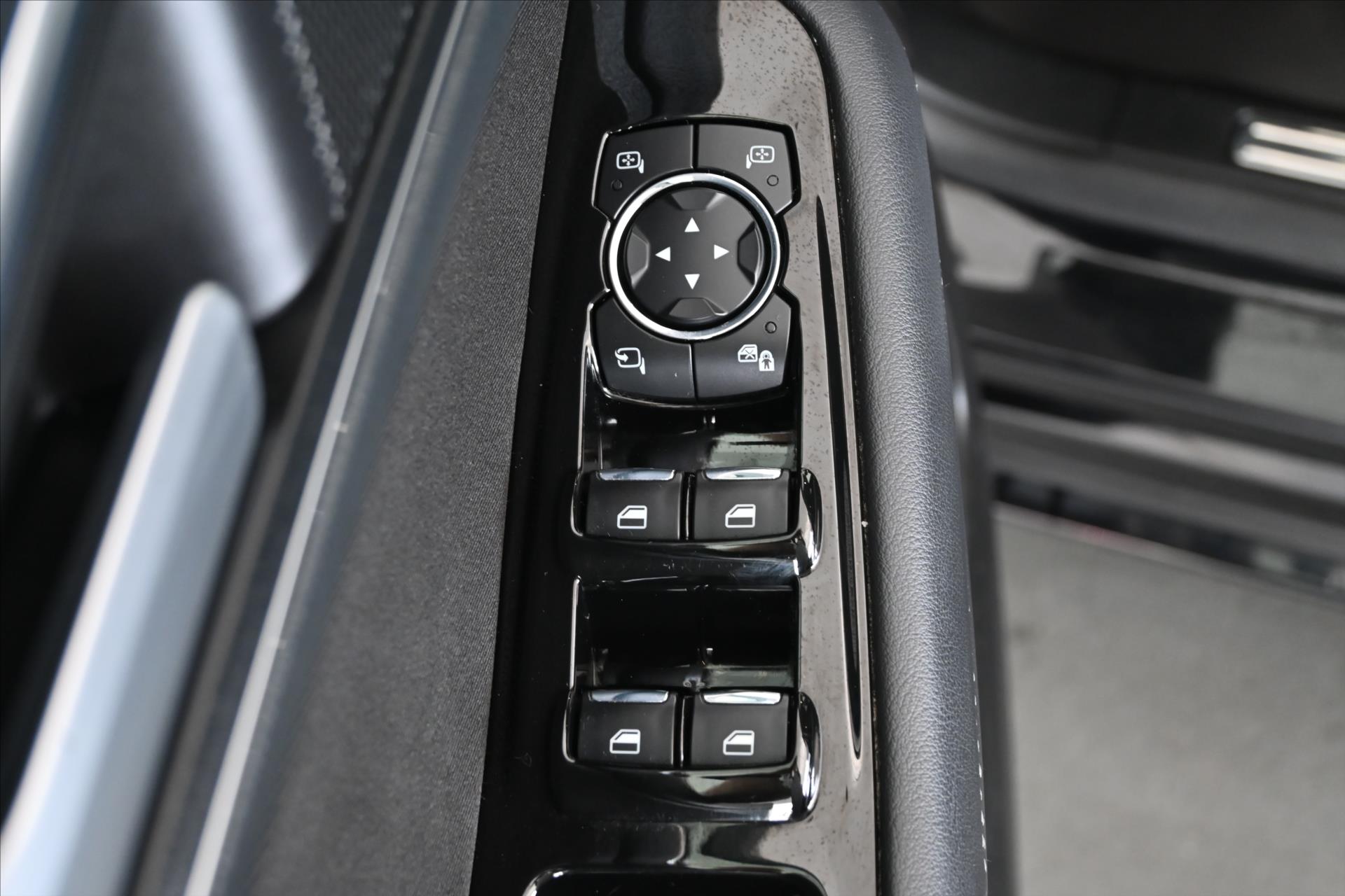 Main photo of the car Ford S-Max 2.0 EcoBlue 140 kW AT8 Titanium Warranty up to 5 years (26)