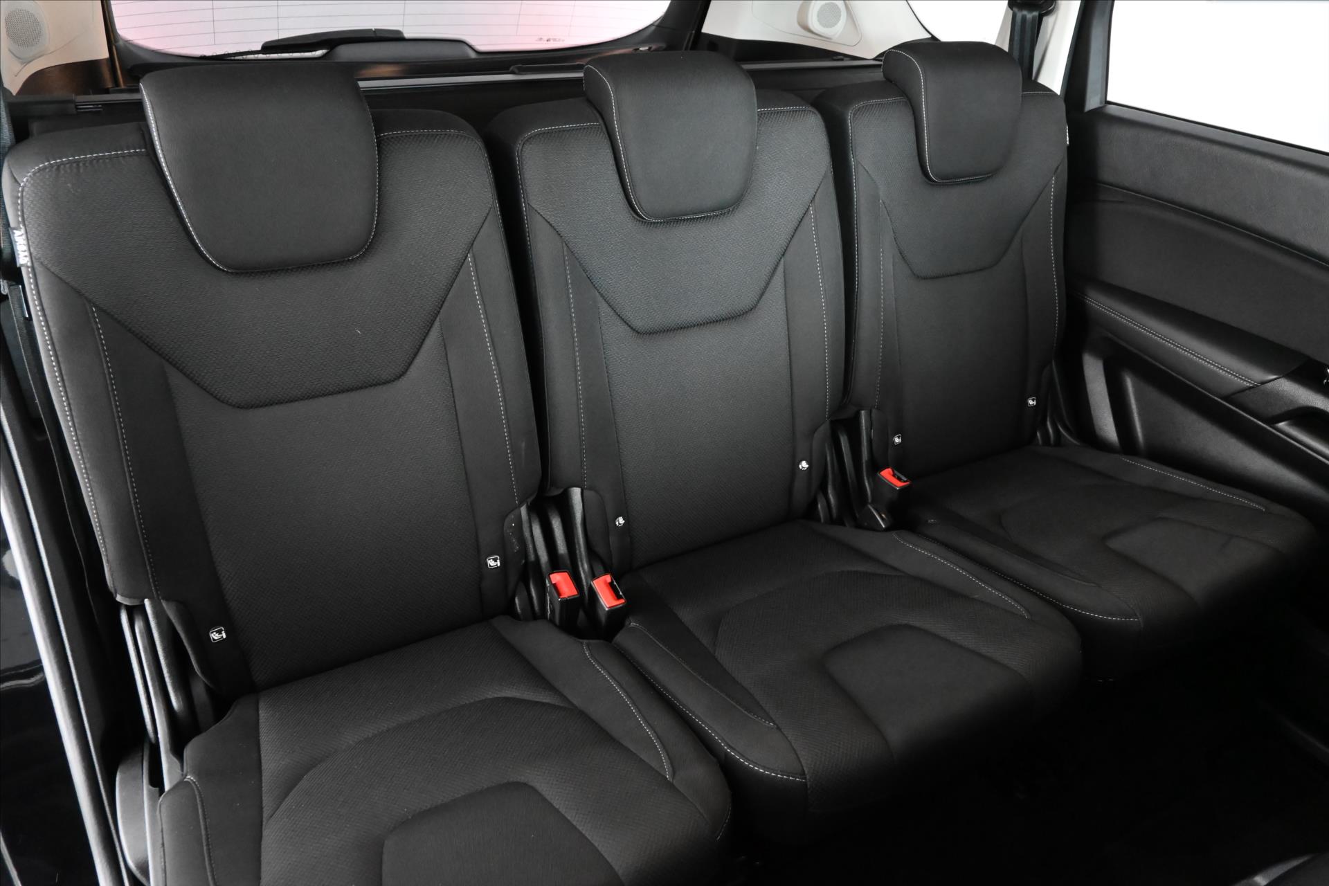 Main photo of the car Ford S-Max 2.0 EcoBlue 140 kW AT8 Titanium Warranty up to 5 years (28)