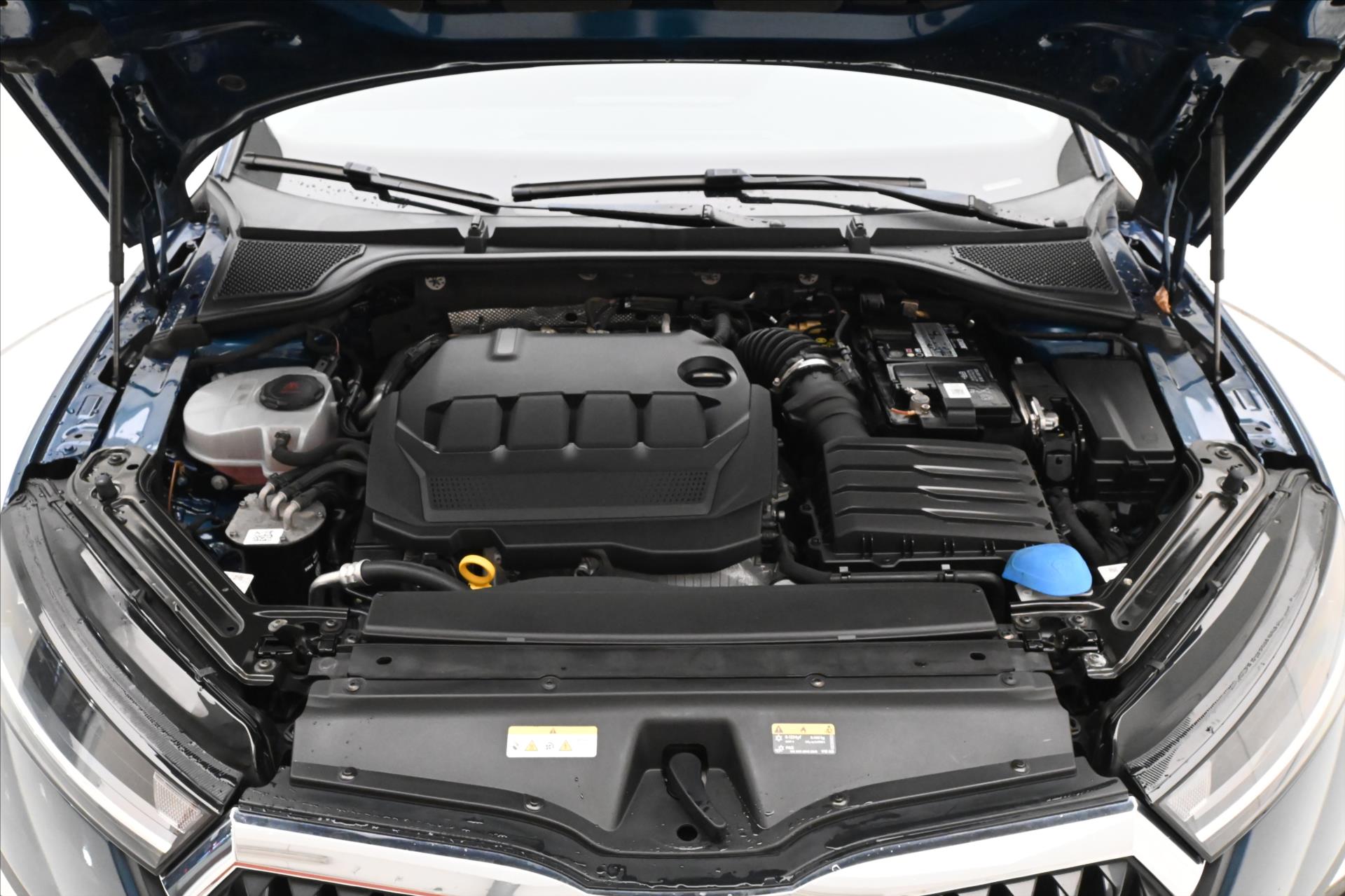 Main photo of the car Skoda Octavia 2.0 TDI 110 kW DSG STYLE Warranty up to 5 years (8)