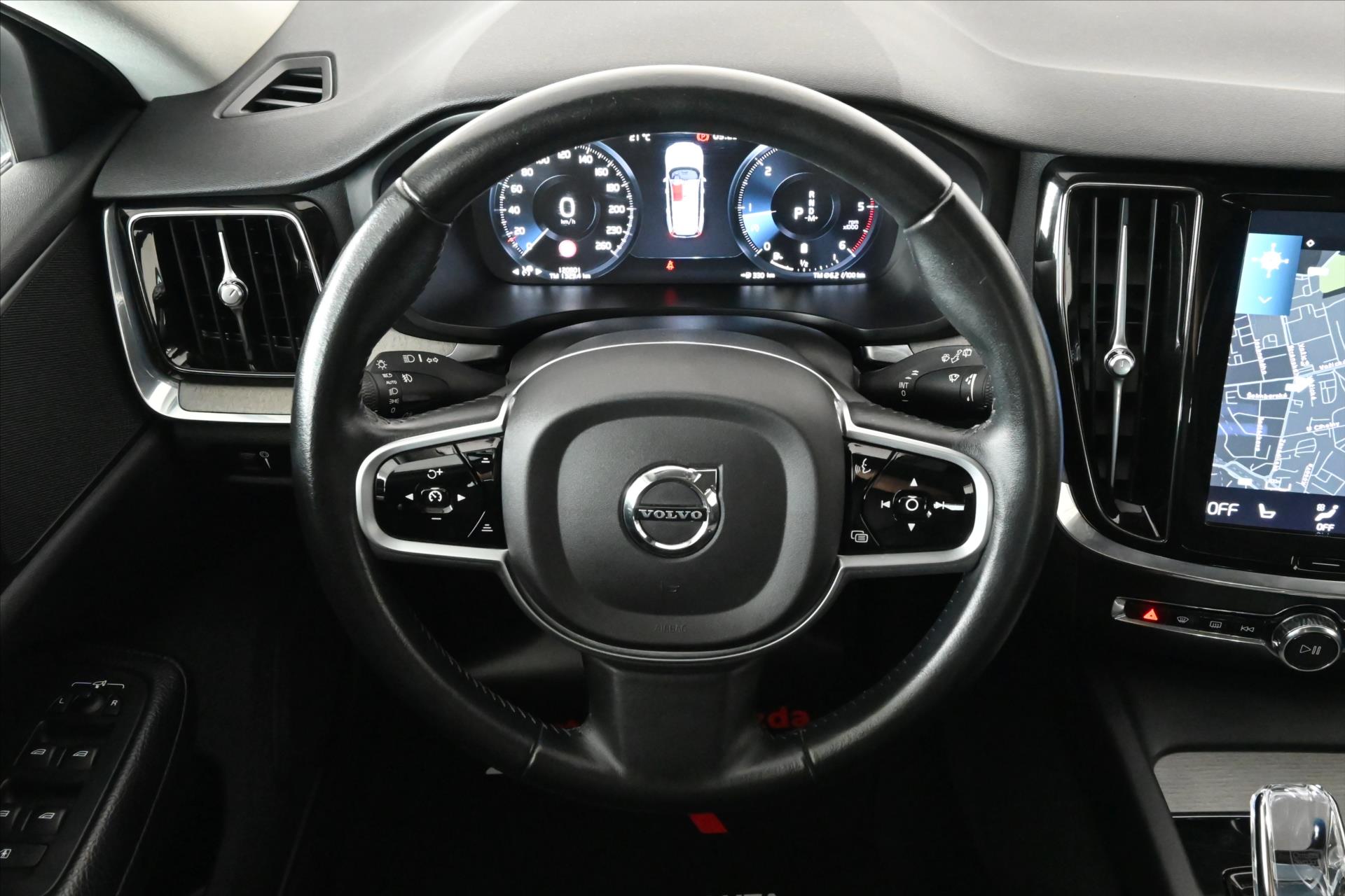 Main photo of the car Volvo V60 2.0 B4 145 kW AT8 Inscription Warranty up to 5 years (17)