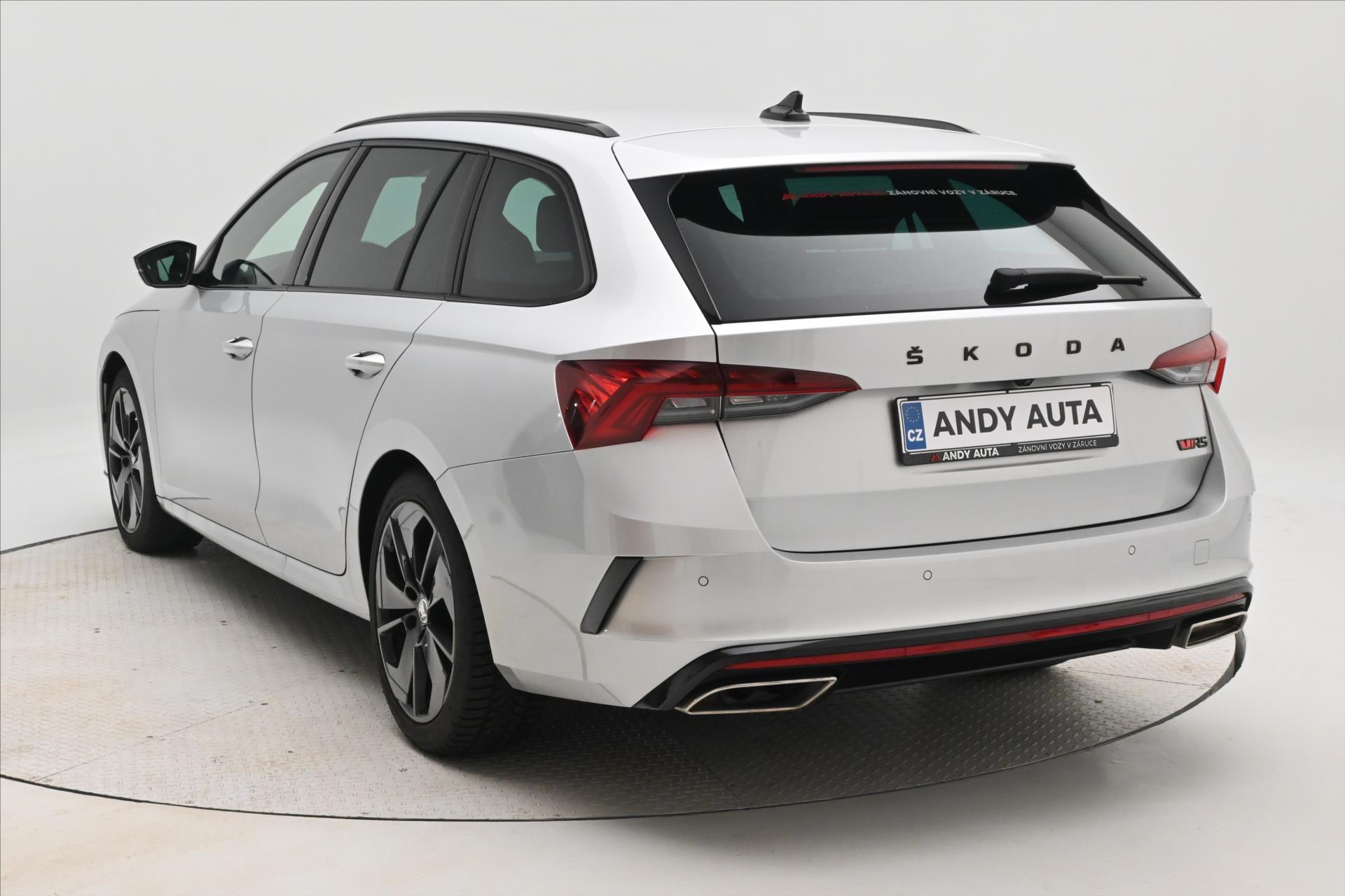 Hlavní fotografie vozu Škoda Octavia 2,0 TDI RS 147kW DSG Záruka až 5 let (7)