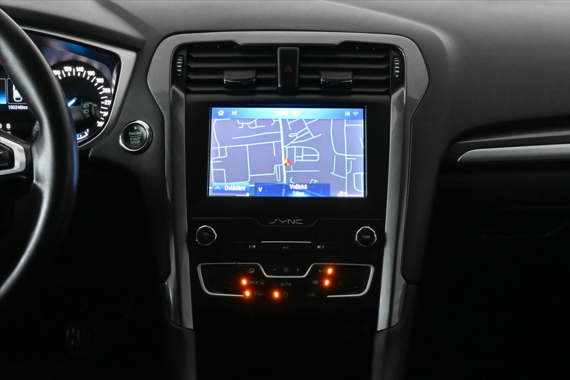 Hlavní fotografie vozu Ford Mondeo 2,0 EcoBlue 110 kW Titanium AT8 Záruka až 5 let (13)