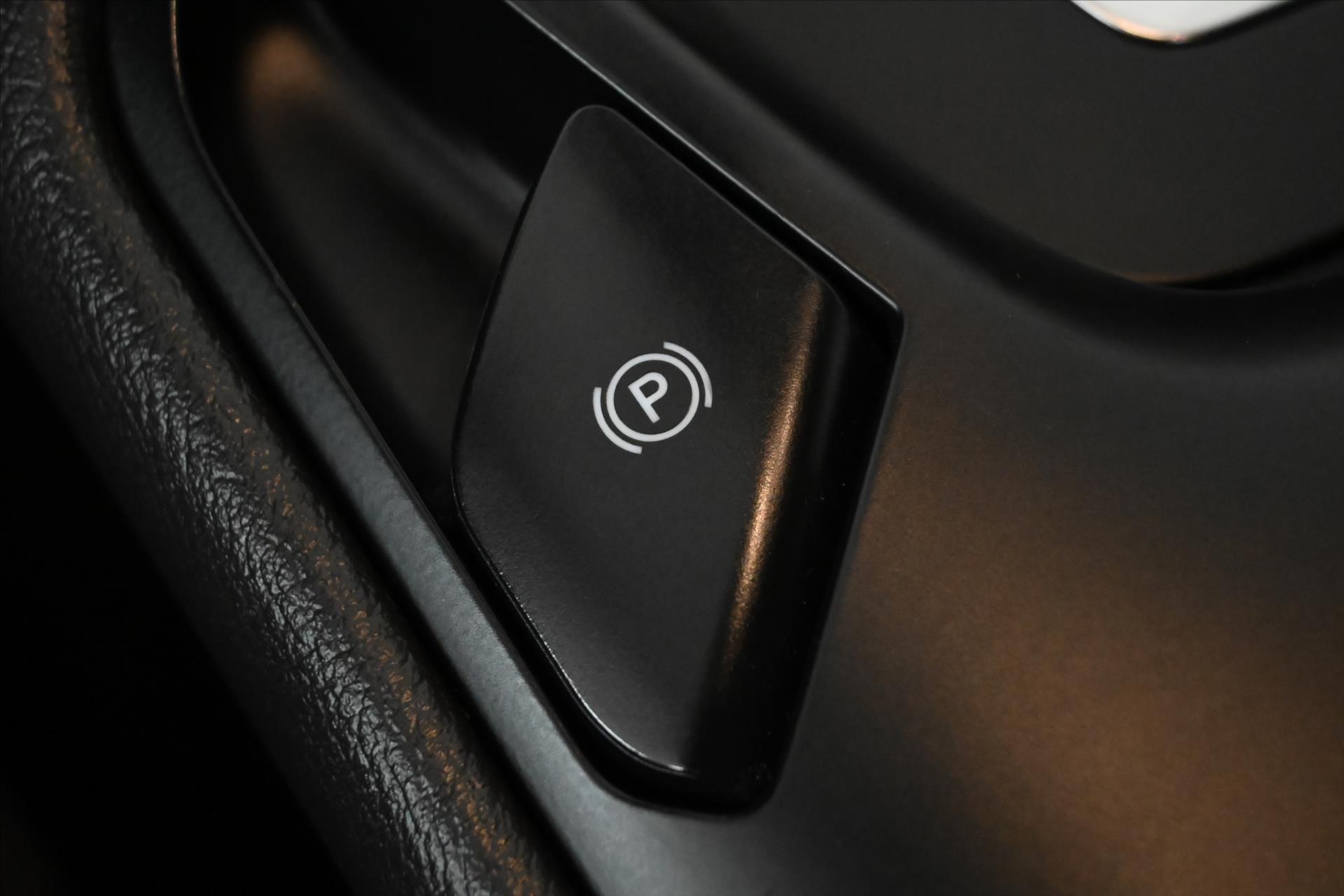 Hlavní fotografie vozu Ford Mondeo 2,0 EcoBlue 110 kW Titanium AT8 Záruka až 5 let (24)