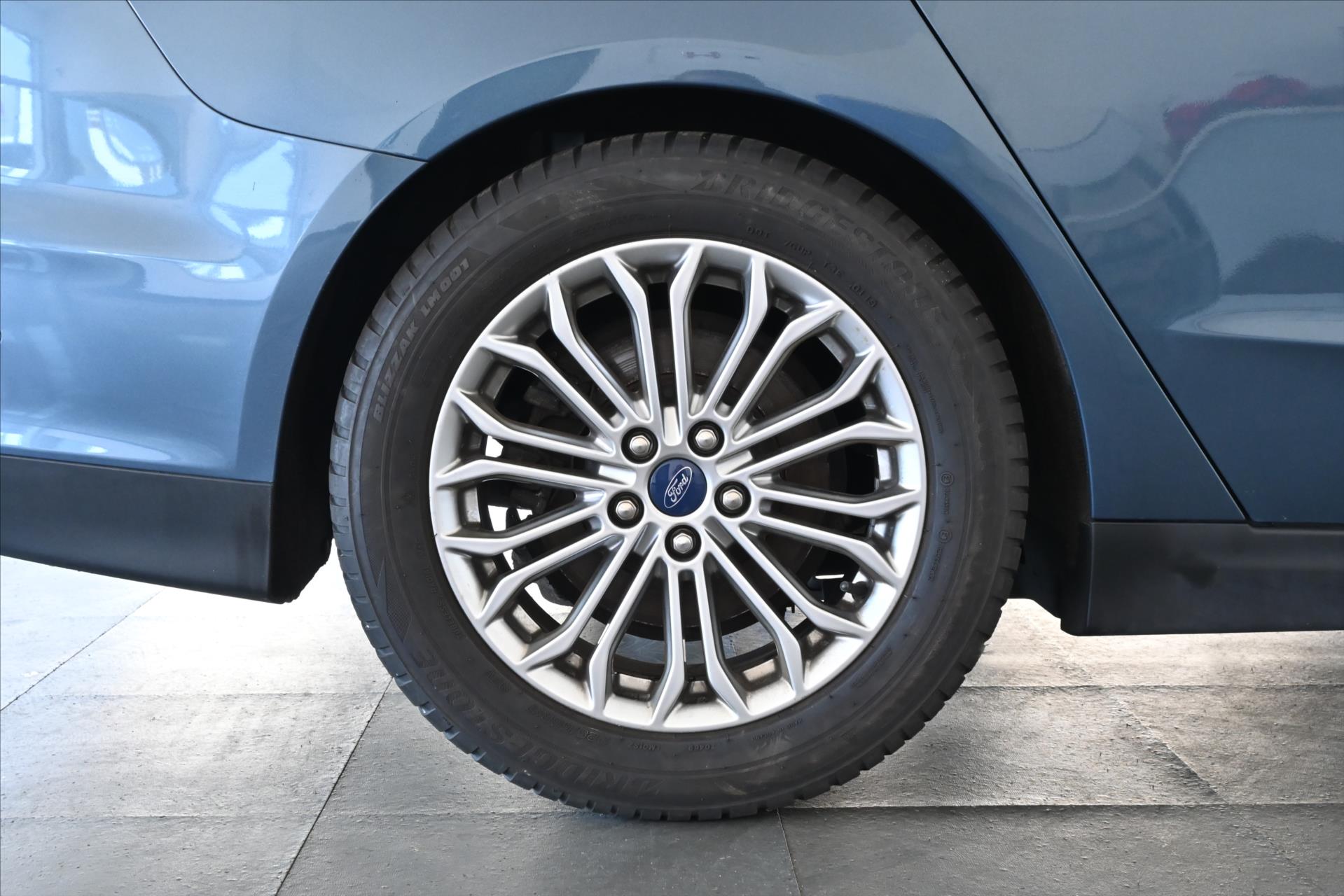 Hlavní fotografie vozu Ford Mondeo 2,0 EcoBlue 110 kW Titanium AT8 Záruka až 5 let (32)