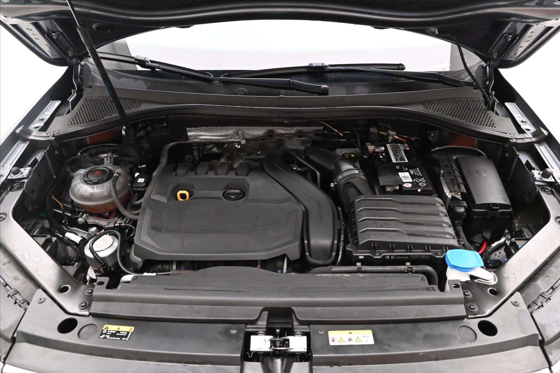 Main photo of the car Volkswagen Tiguan allspace 1.5 TSI 110 kW DSG Highline Warranty up to 5 years (9)