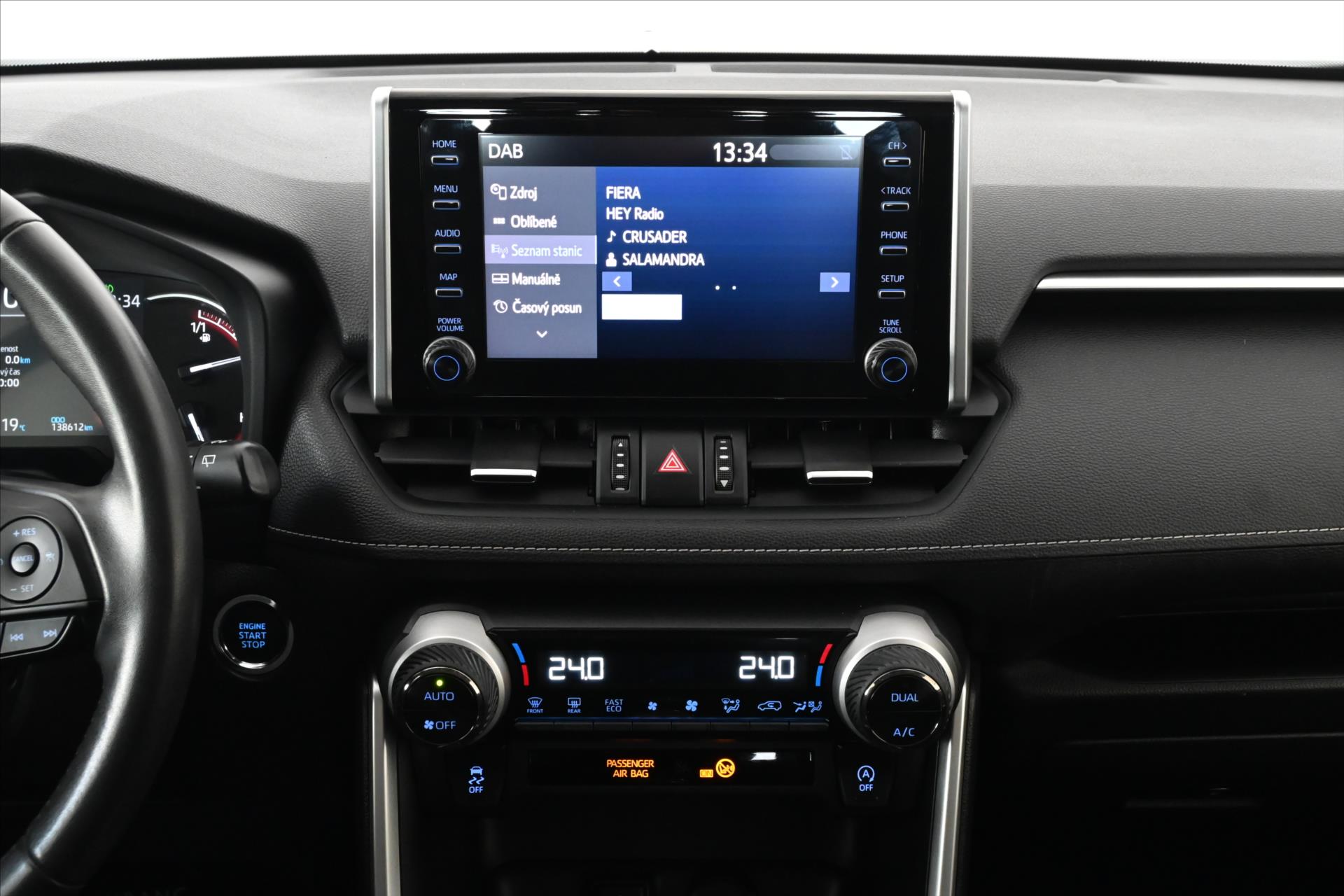 Main photo of the car Toyota Rav4 2.0 VVT-I 129 kW Business Warranty up to 5 years (13)