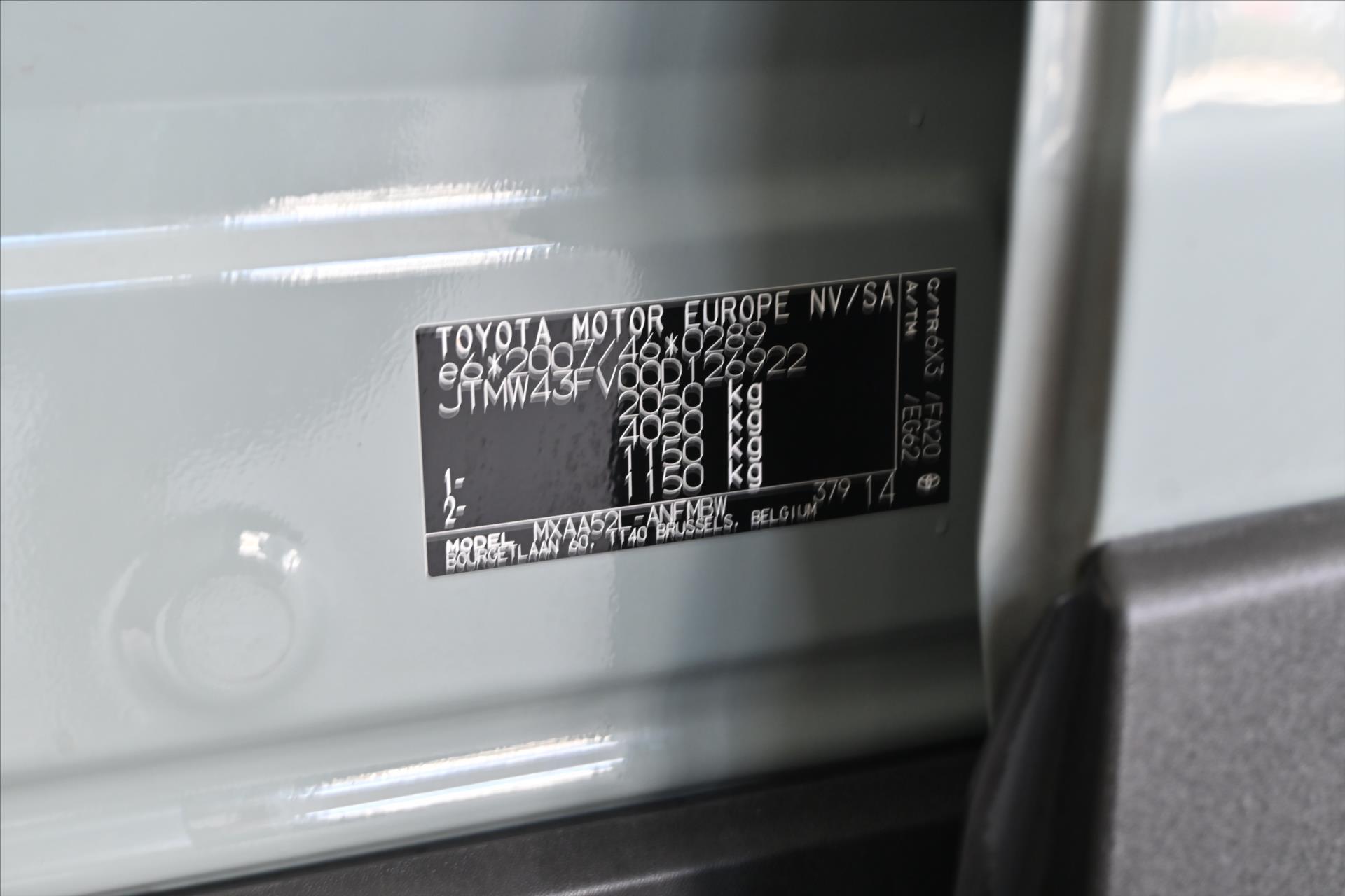 Main photo of the car Toyota Rav4 2.0 VVT-I 129 kW Business Warranty up to 5 years (16)