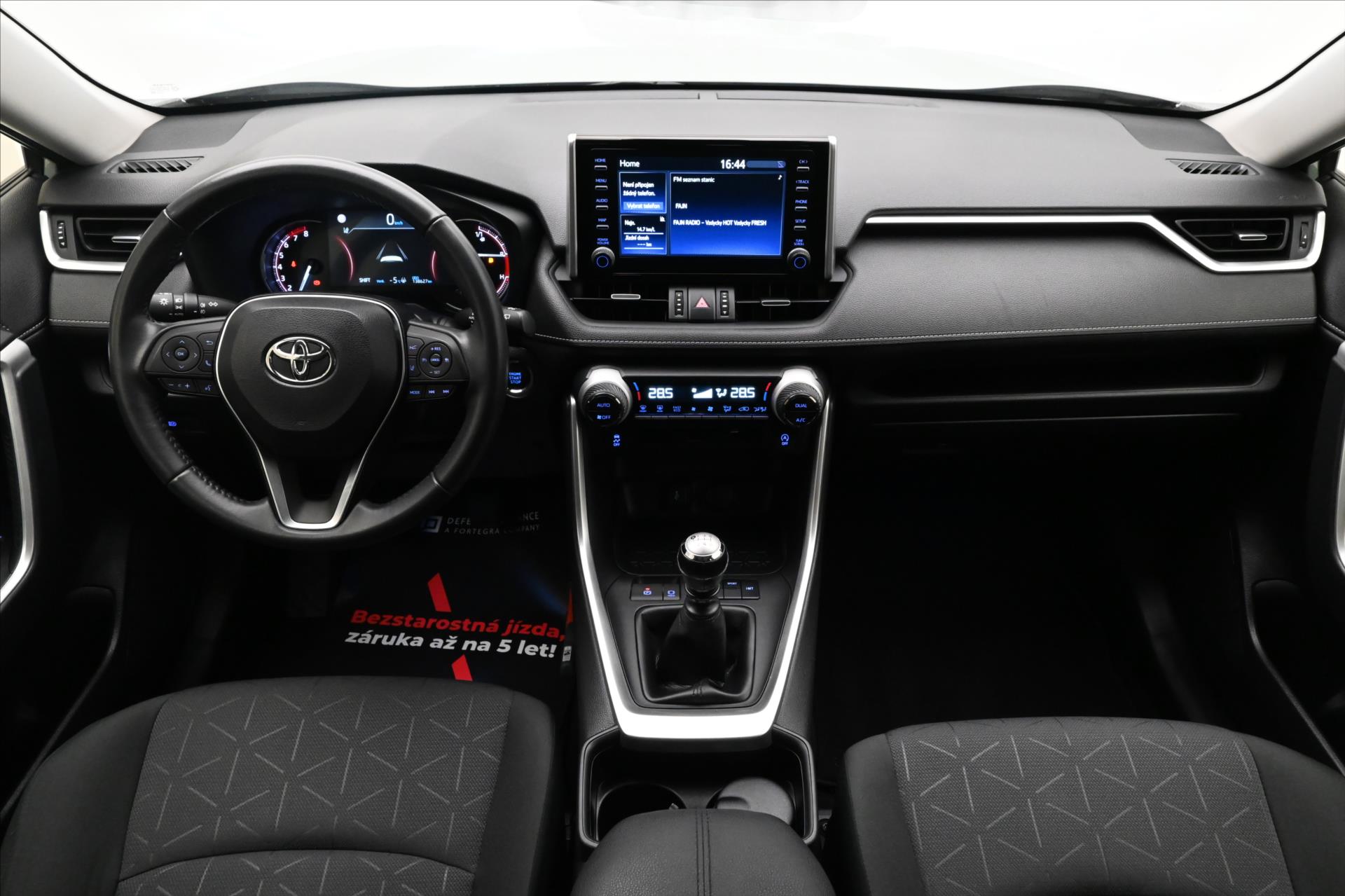 Hlavní fotografie vozu Toyota Rav4 2,0 VVT-I 129 kW Business Záruka až 5 let (15)