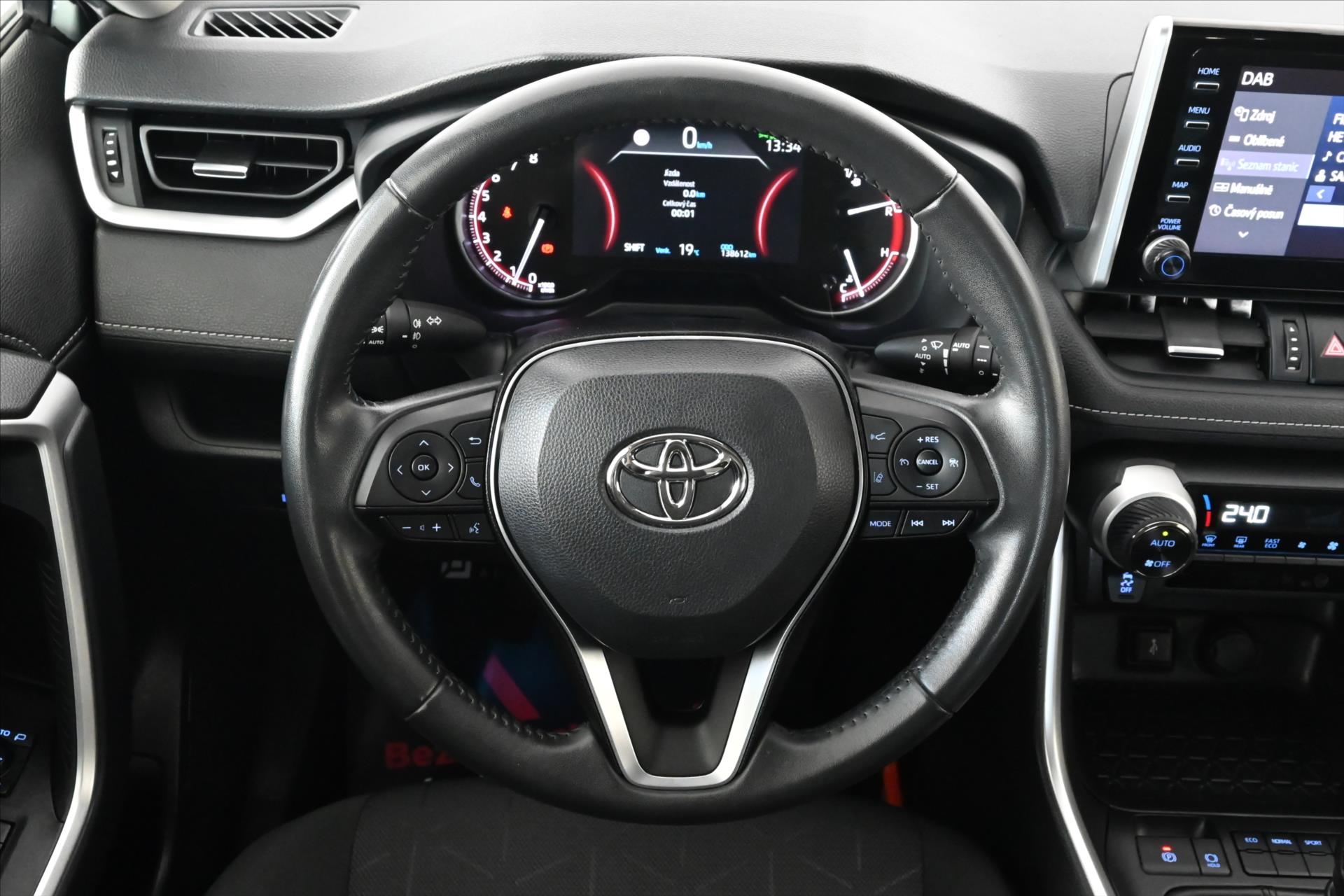 Main photo of the car Toyota Rav4 2.0 VVT-I 129 kW Business Warranty up to 5 years (17)