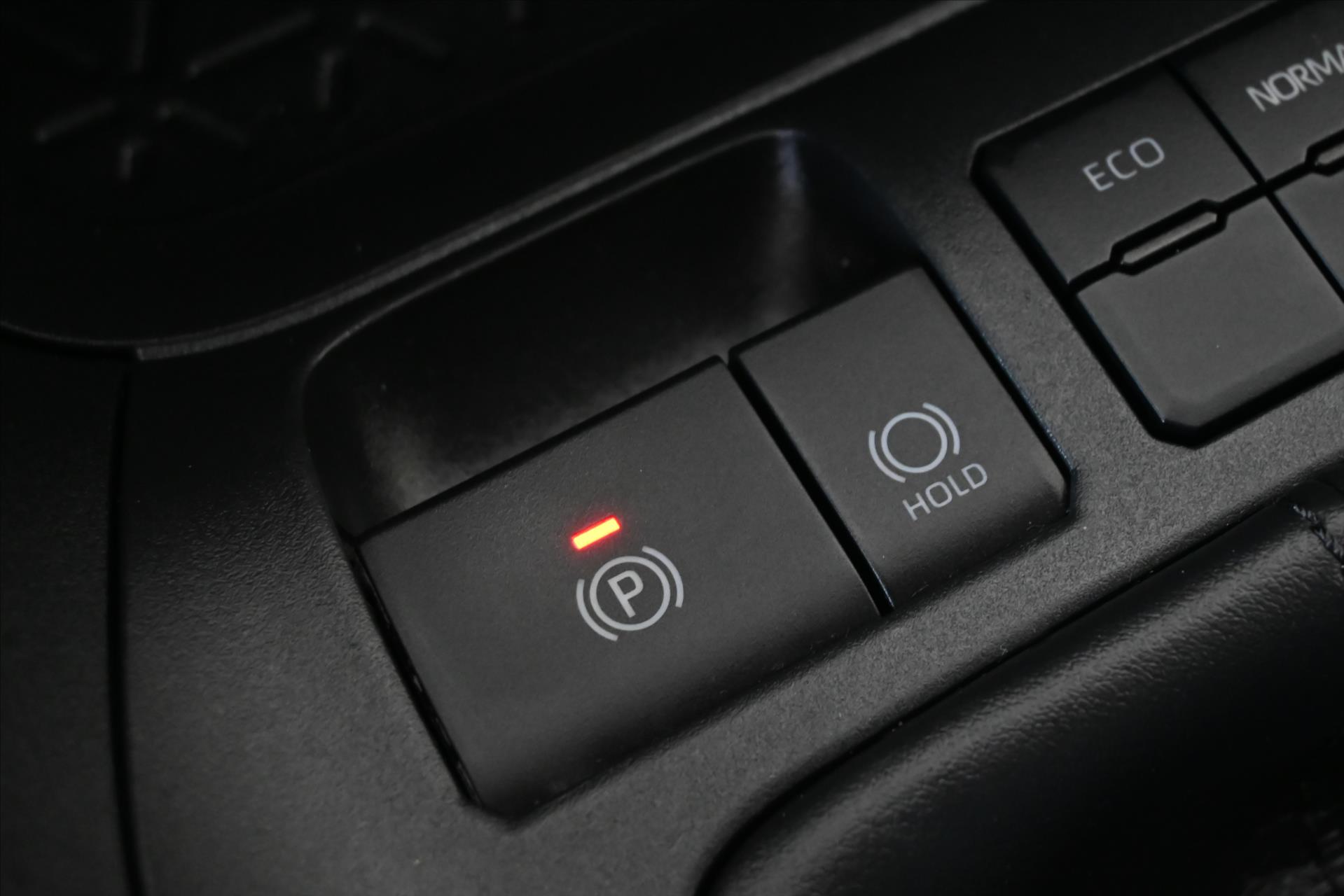 Main photo of the car Toyota Rav4 2.0 VVT-I 129 kW Business Warranty up to 5 years (24)