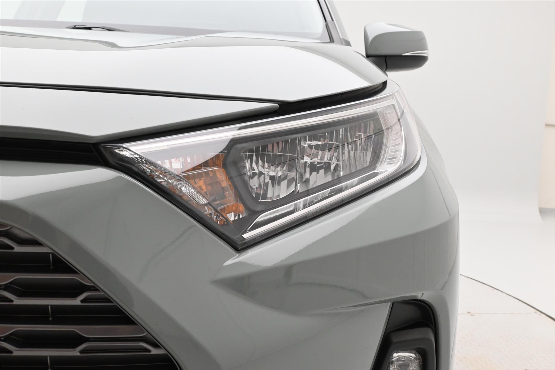 Hlavní fotografie vozu Toyota Rav4 2,0 VVT-I 129 kW Business Záruka až 5 let (27)