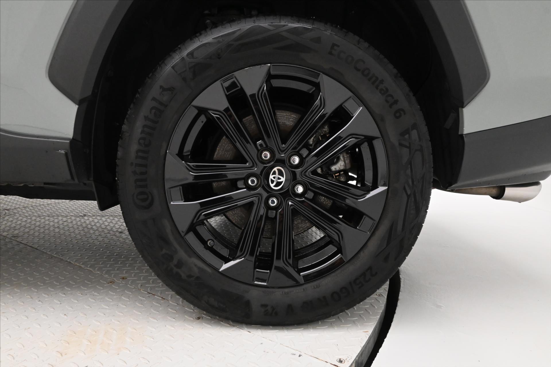 Hlavní fotografie vozu Toyota Rav4 2,0 VVT-I 129 kW Business Záruka až 5 let (29)