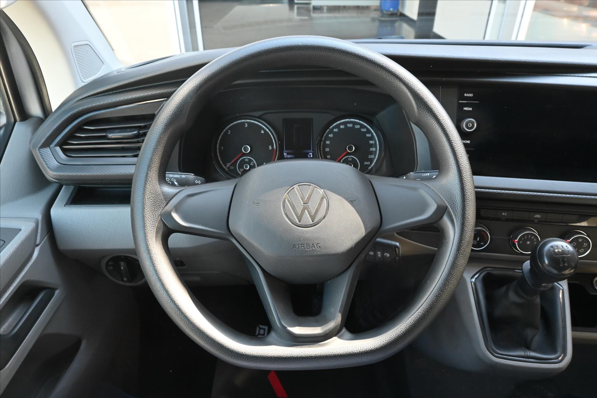 Hlavní fotografie vozu Volkswagen Transporter 2,0 TDI 81 kW Long Comfortline Záruka až 5 let (17)