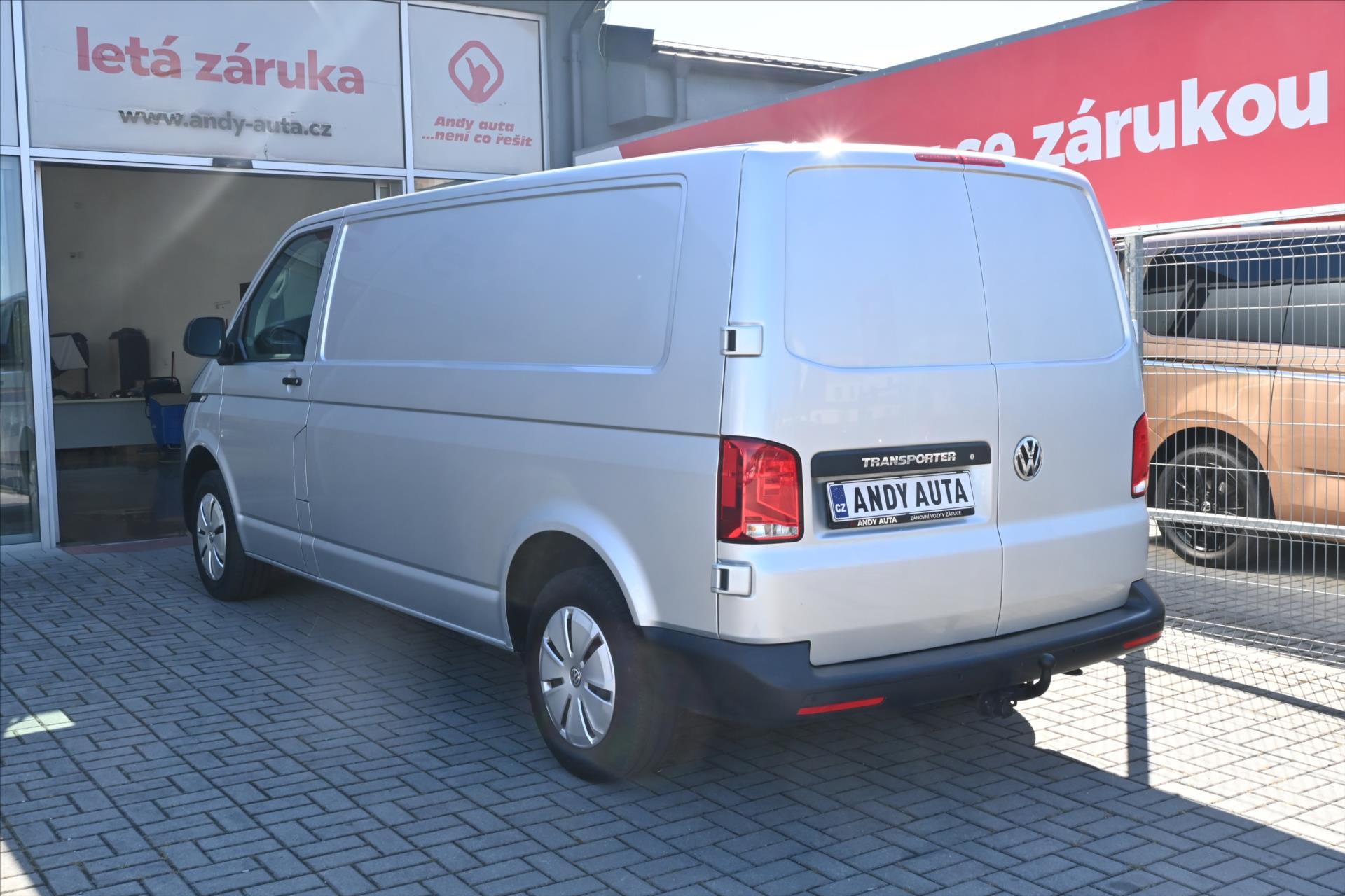 Hlavní fotografie vozu Volkswagen Transporter 2,0 TDI 81 kW Long Comfortline Záruka až 5 let (4)