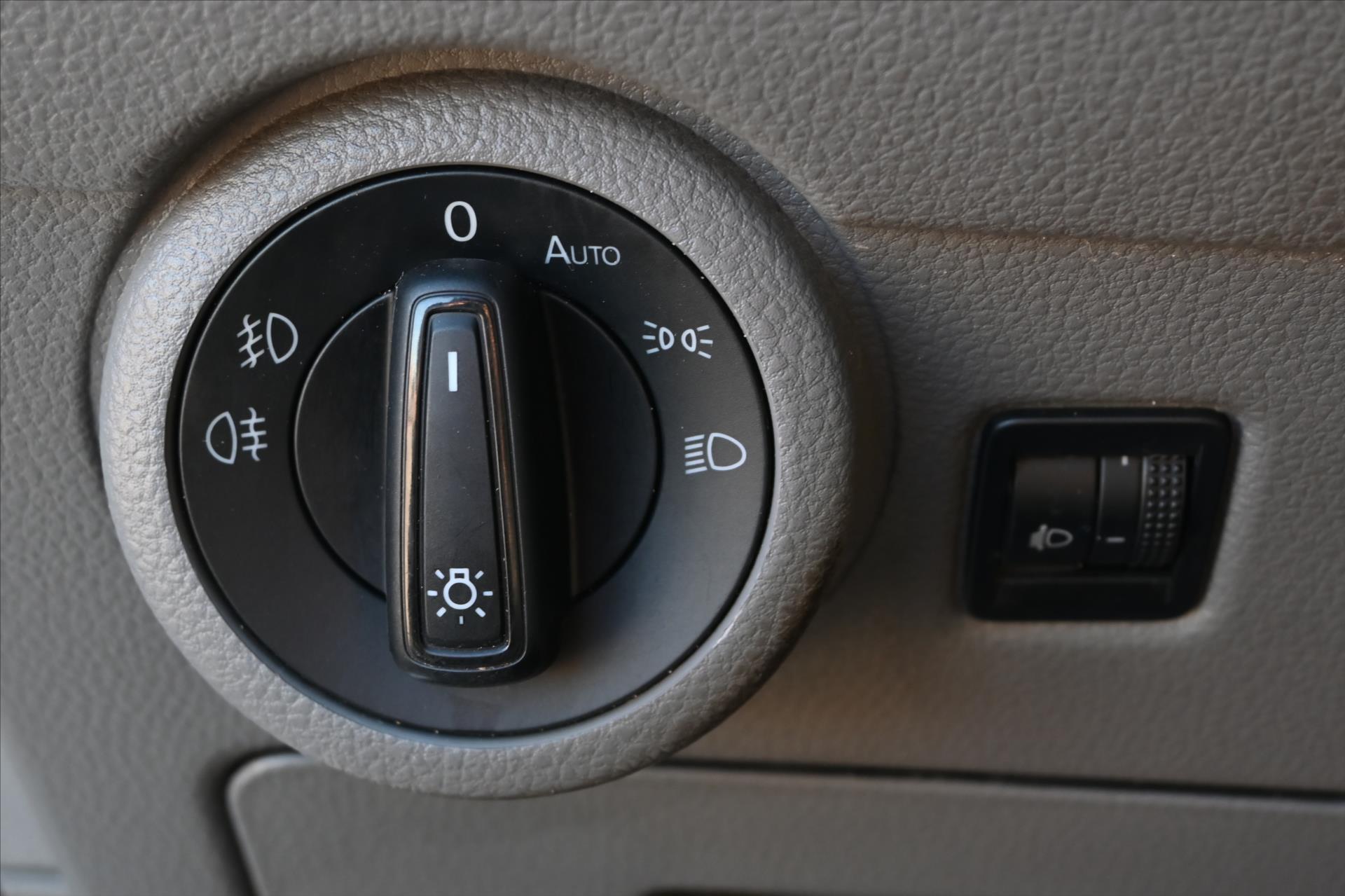 Main photo of the car Volkswagen Transporter 2.0 TDI 81 kW Long Comfortline Warranty up to 5 years (24)