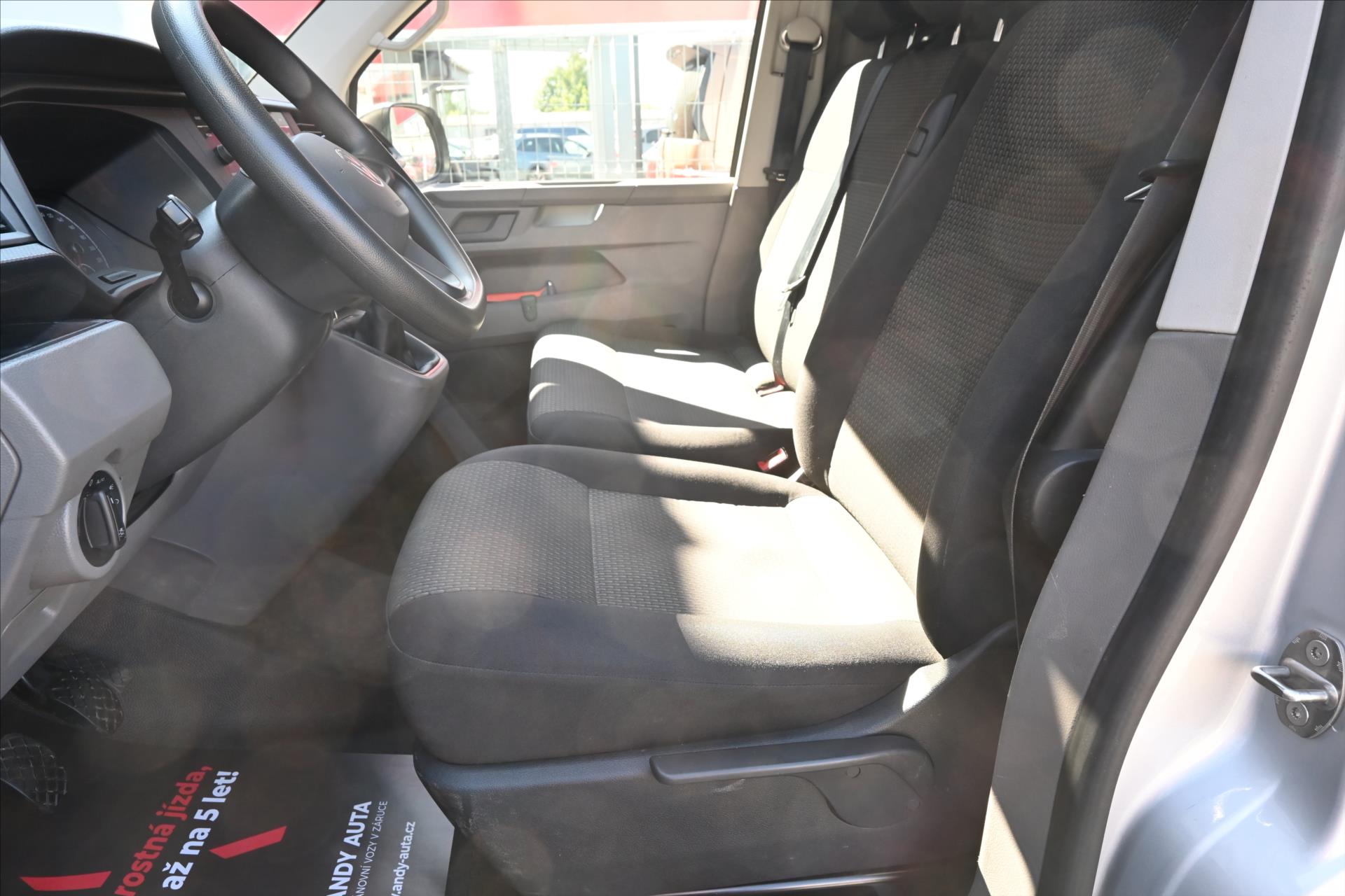 Hlavní fotografie vozu Volkswagen Transporter 2,0 TDI 81 kW Long Comfortline Záruka až 5 let (9)