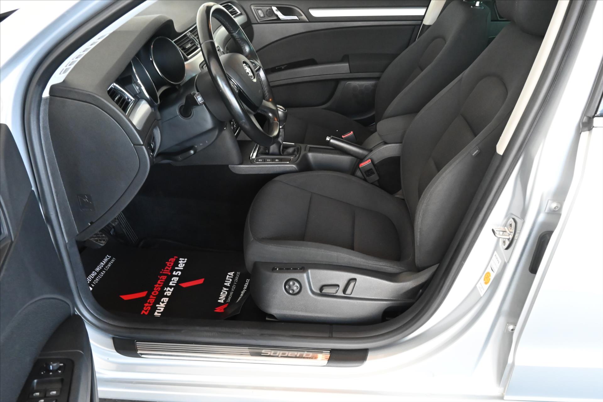 Hlavní fotografie vozu Škoda Superb 2,0 TDI 103KW ELEGANCE Záruka až 5 let (9)