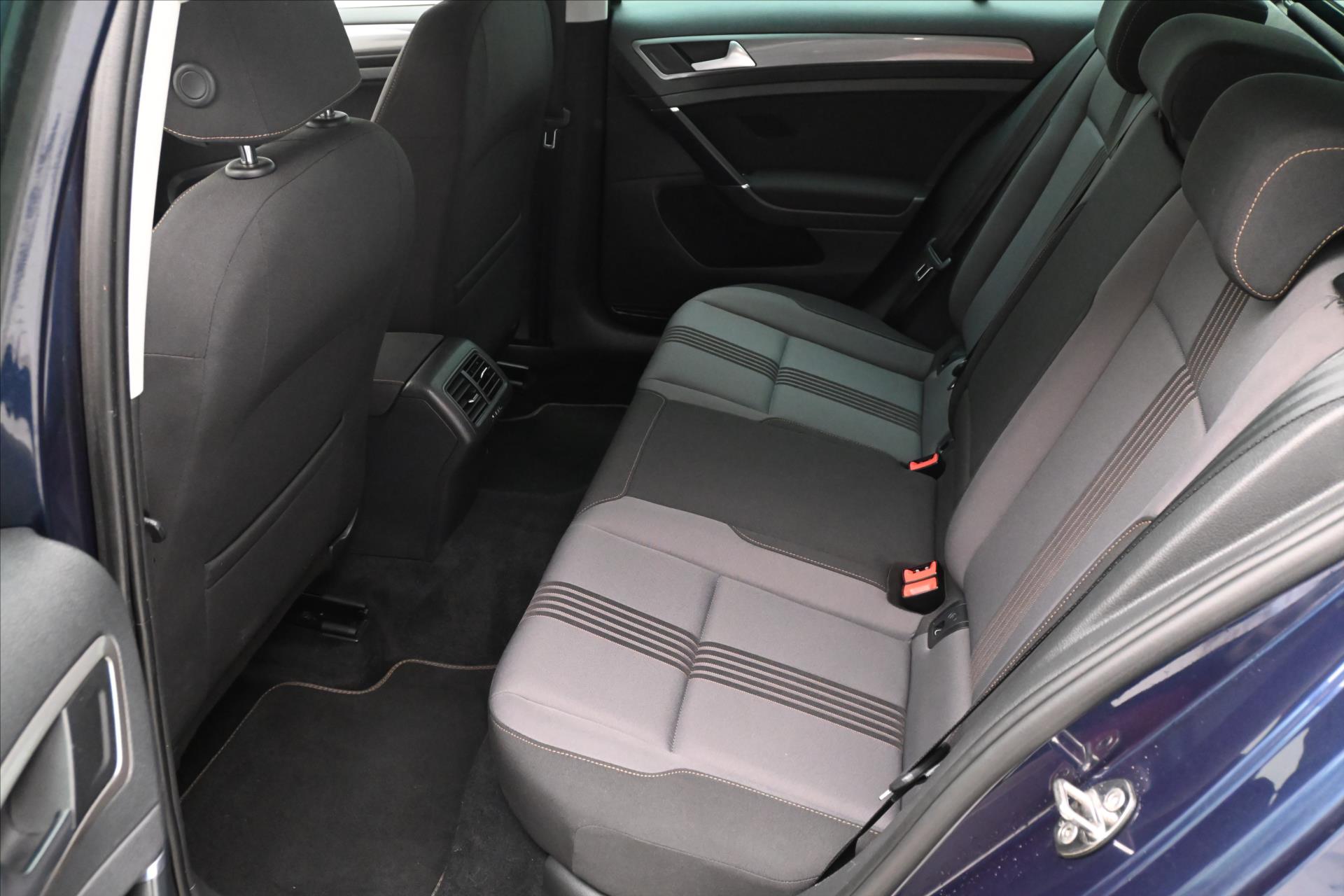 Hlavní fotografie vozu Volkswagen Golf 1,6 TDI 81kW Allstar Záruka až 5 let (14)