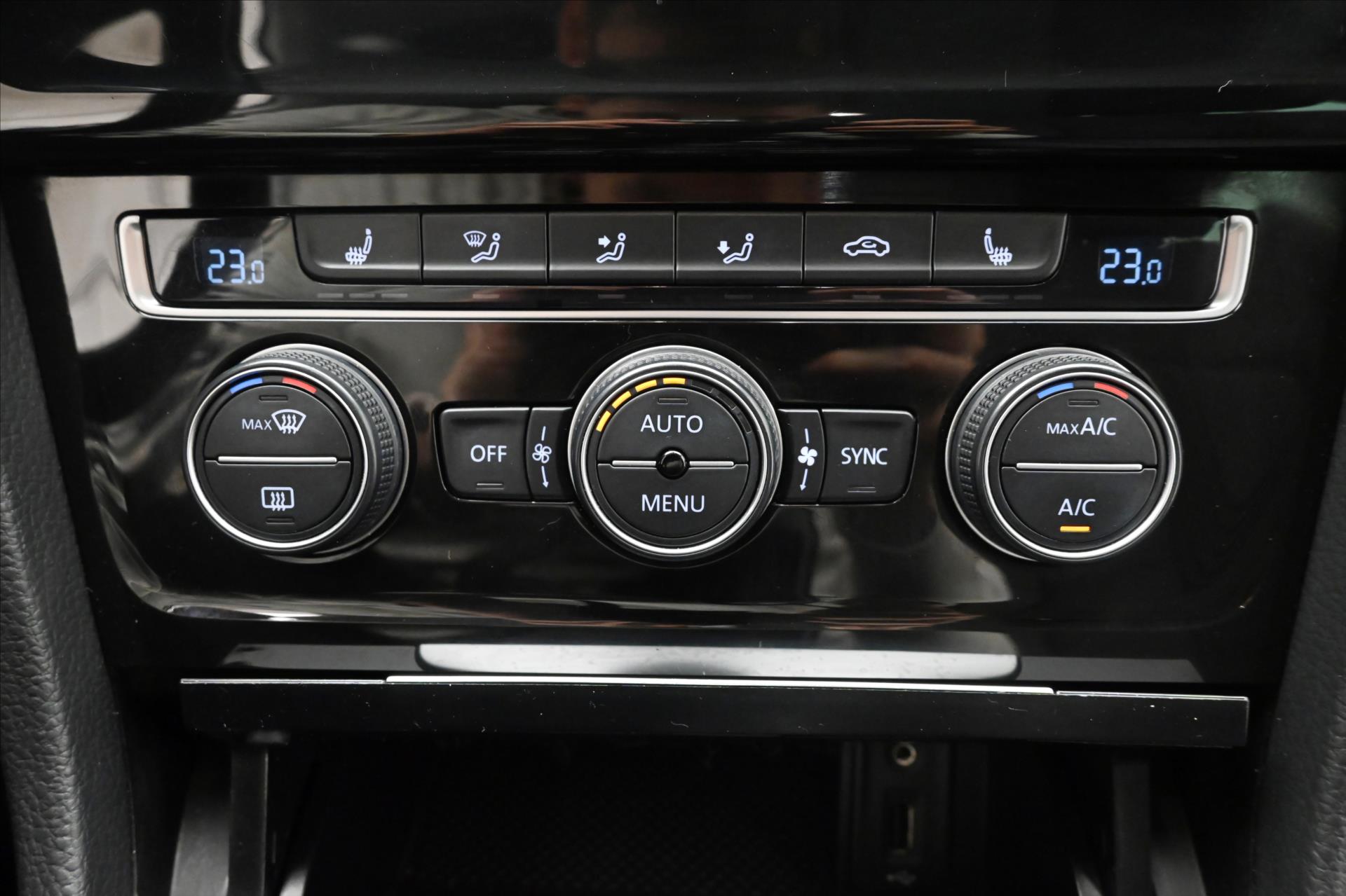 Hlavní fotografie vozu Volkswagen Golf 1,6 TDI 81kW Allstar Záruka až 5 let (21)