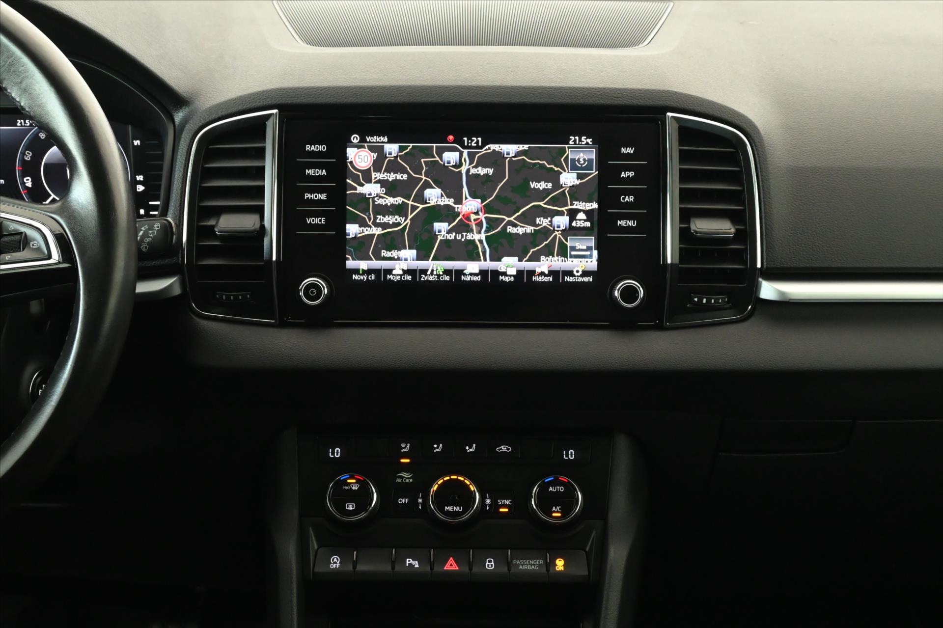 Hlavní fotografie vozu Škoda Karoq 1,5 TSI 110kW STYLE Záruka až 5 let (12)