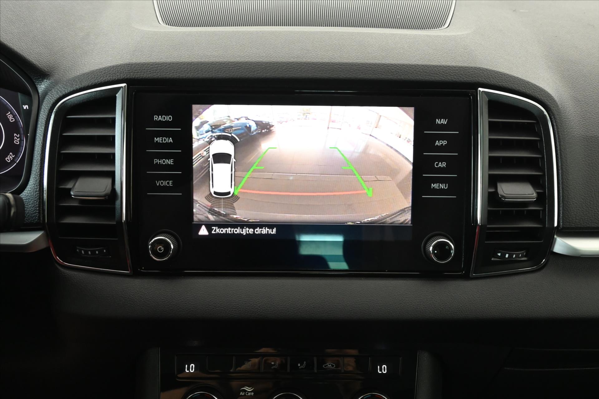 Hlavní fotografie vozu Škoda Karoq 1,5 TSI 110kW STYLE Záruka až 5 let (21)