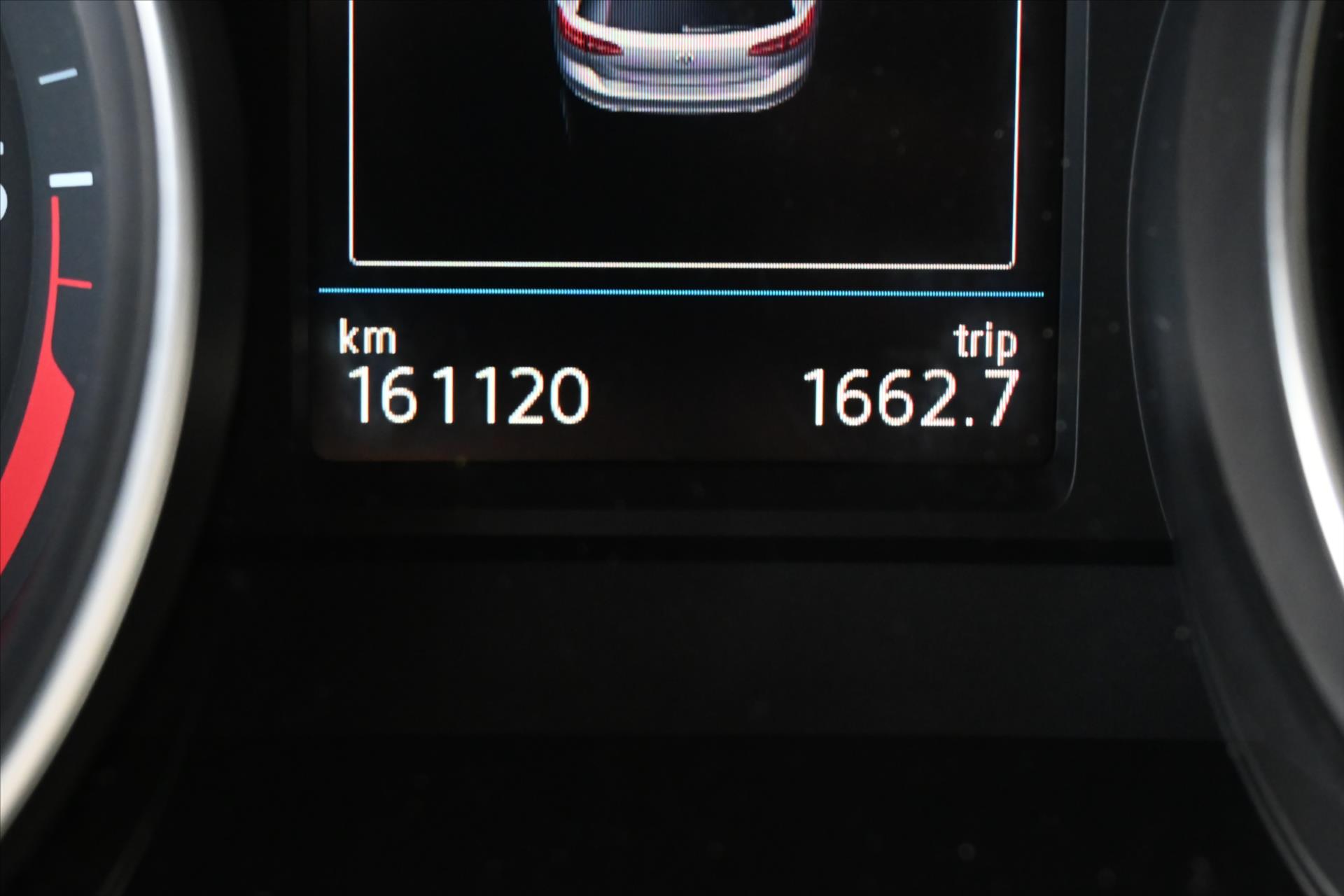 Hlavní fotografie vozu Volkswagen Passat 2,0 TDI 110 kW DSG Business Záruka až 5 let (15)