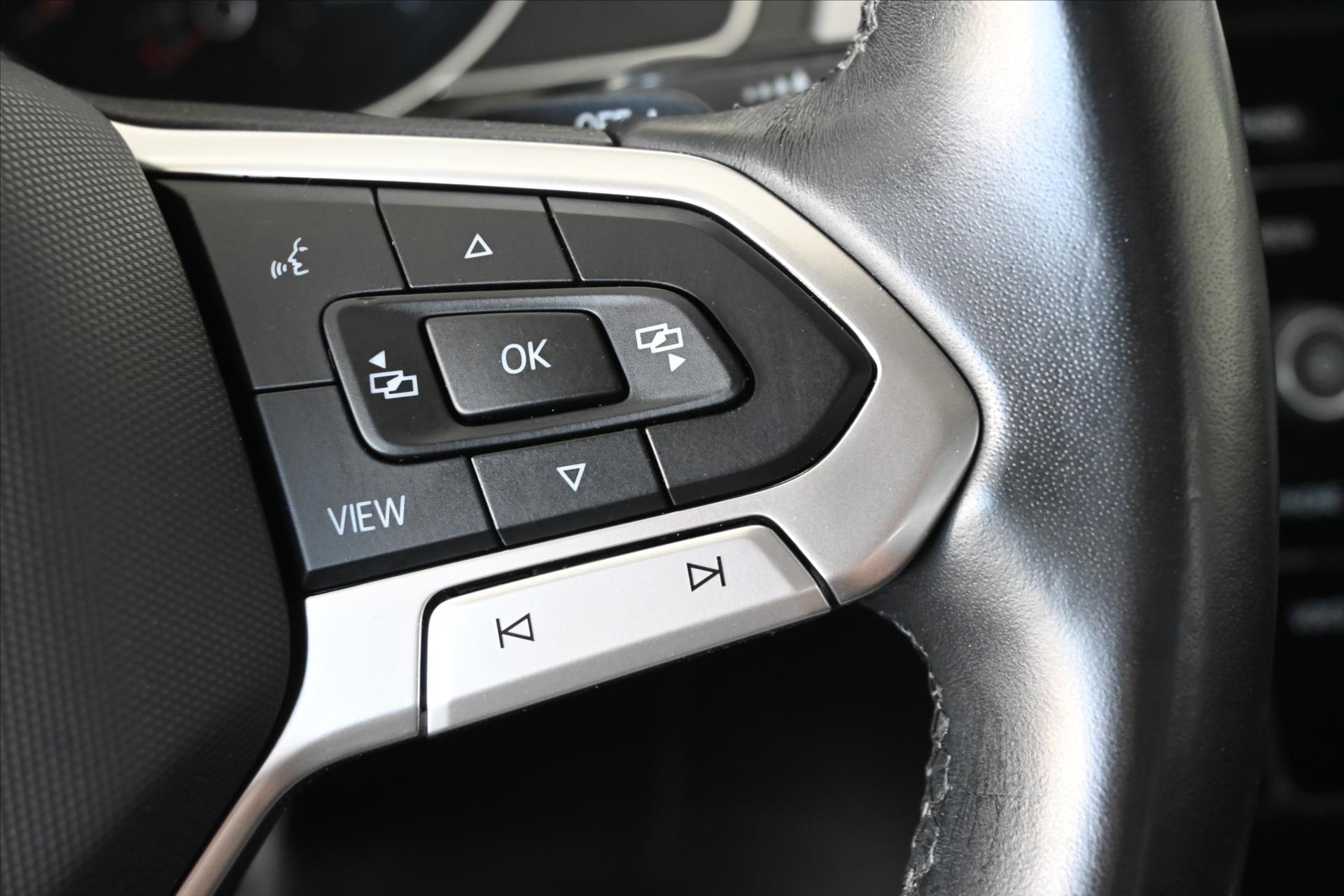 Hlavní fotografie vozu Volkswagen Passat 2,0 TDI 110 kW DSG Business Záruka až 5 let (19)