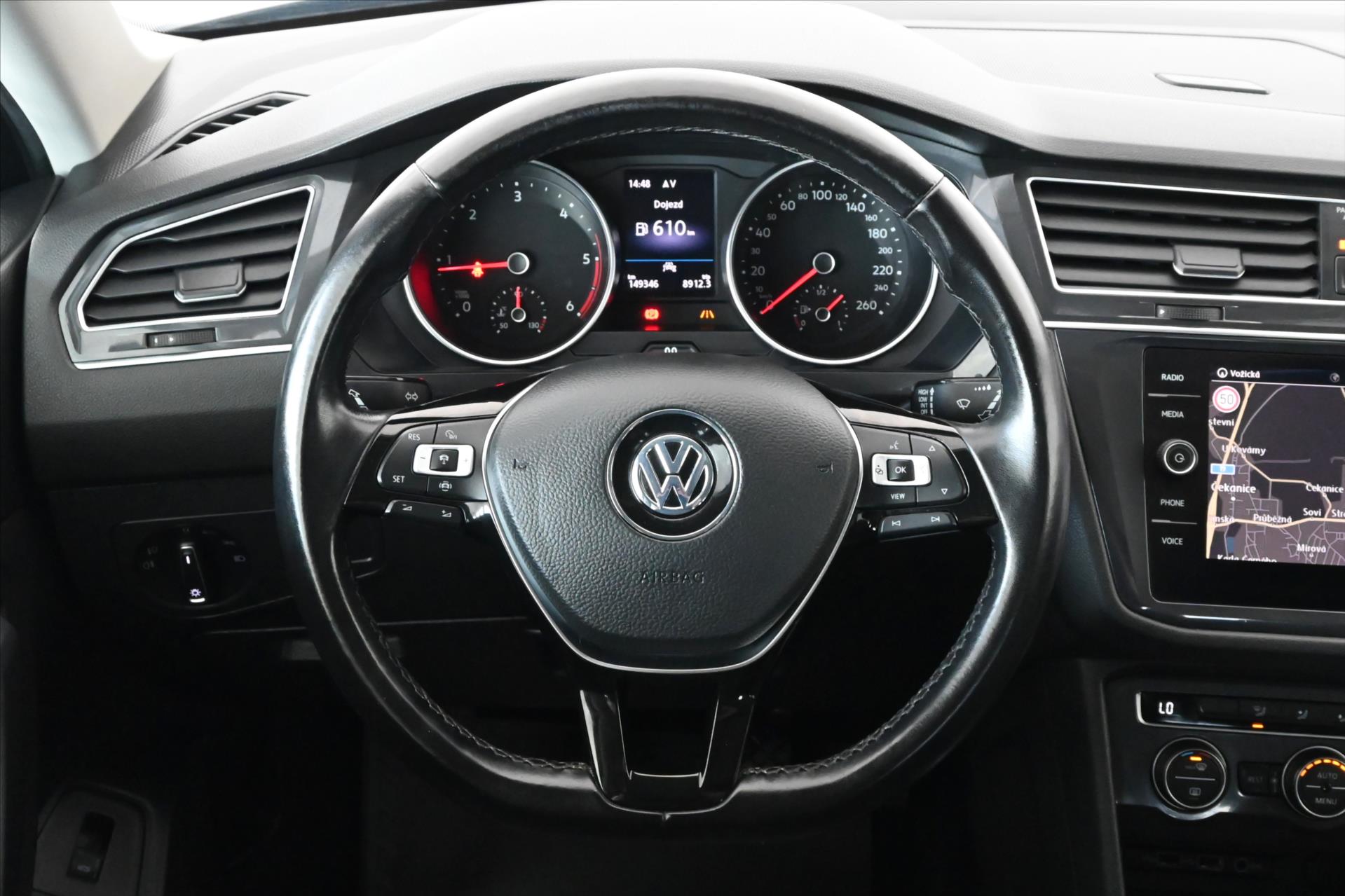 Hlavní fotografie vozu Volkswagen Tiguan Allspace 2,0 TDI 110 kW Navi 7/míst Záruka až 5 let (18)