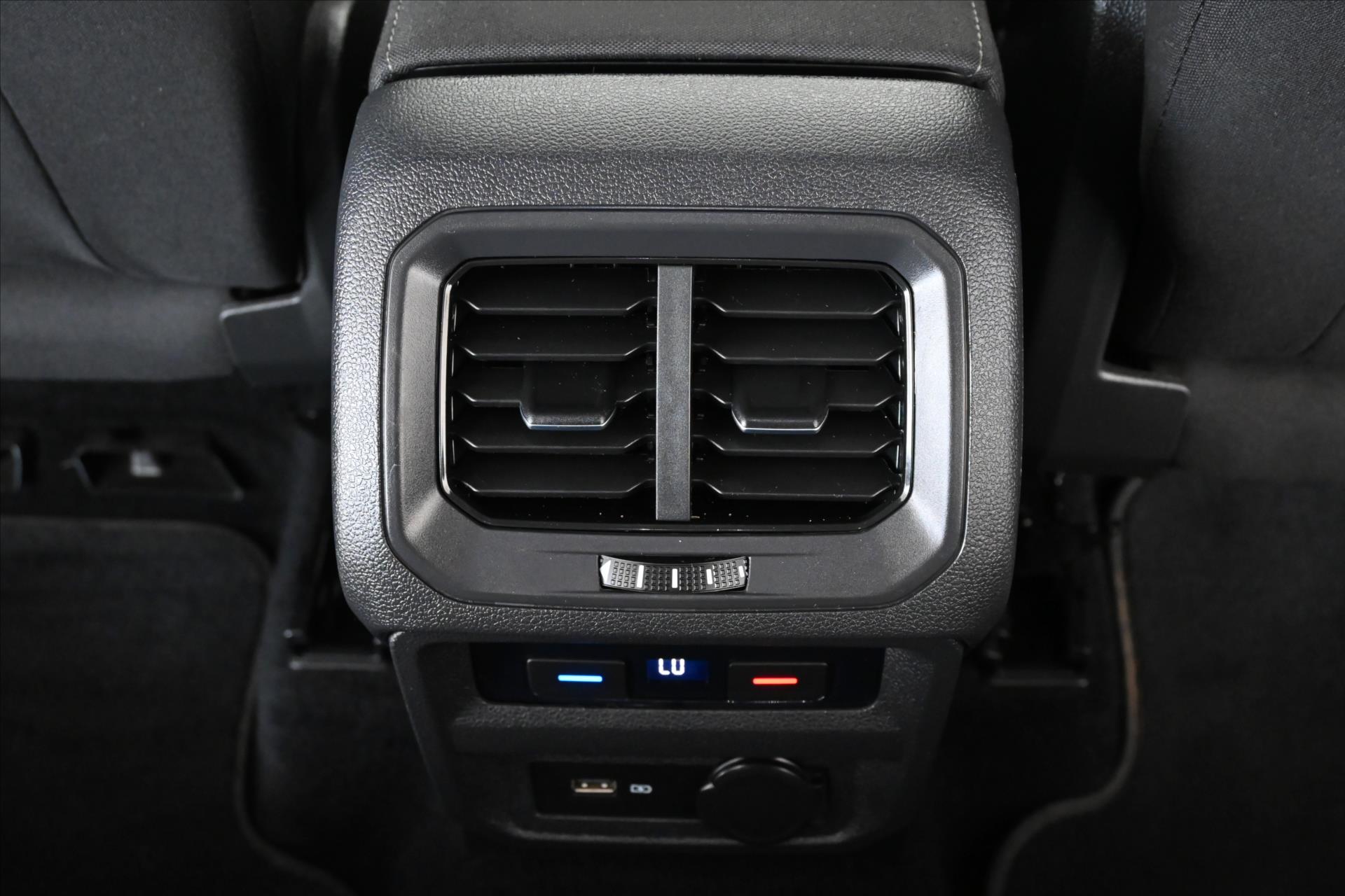 Hlavní fotografie vozu Volkswagen Tiguan Allspace 2,0 TDI 110 kW Navi 7/míst Záruka až 5 let (26)