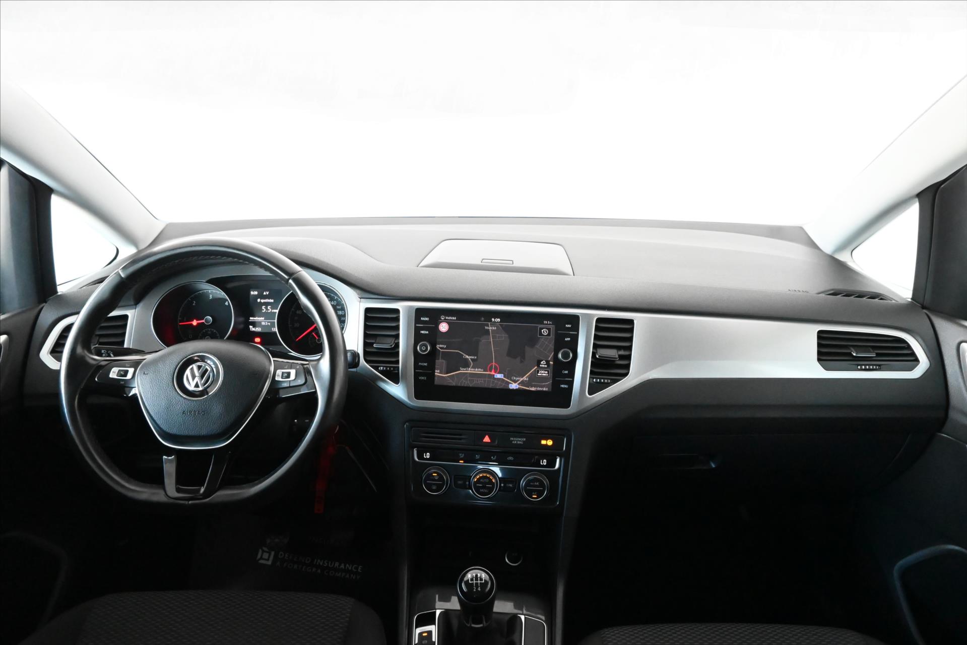 Hlavní fotografie vozu Volkswagen Golf Sportsvan 1,6 TDI 85 kW Navi Záruka až 5 let (12)