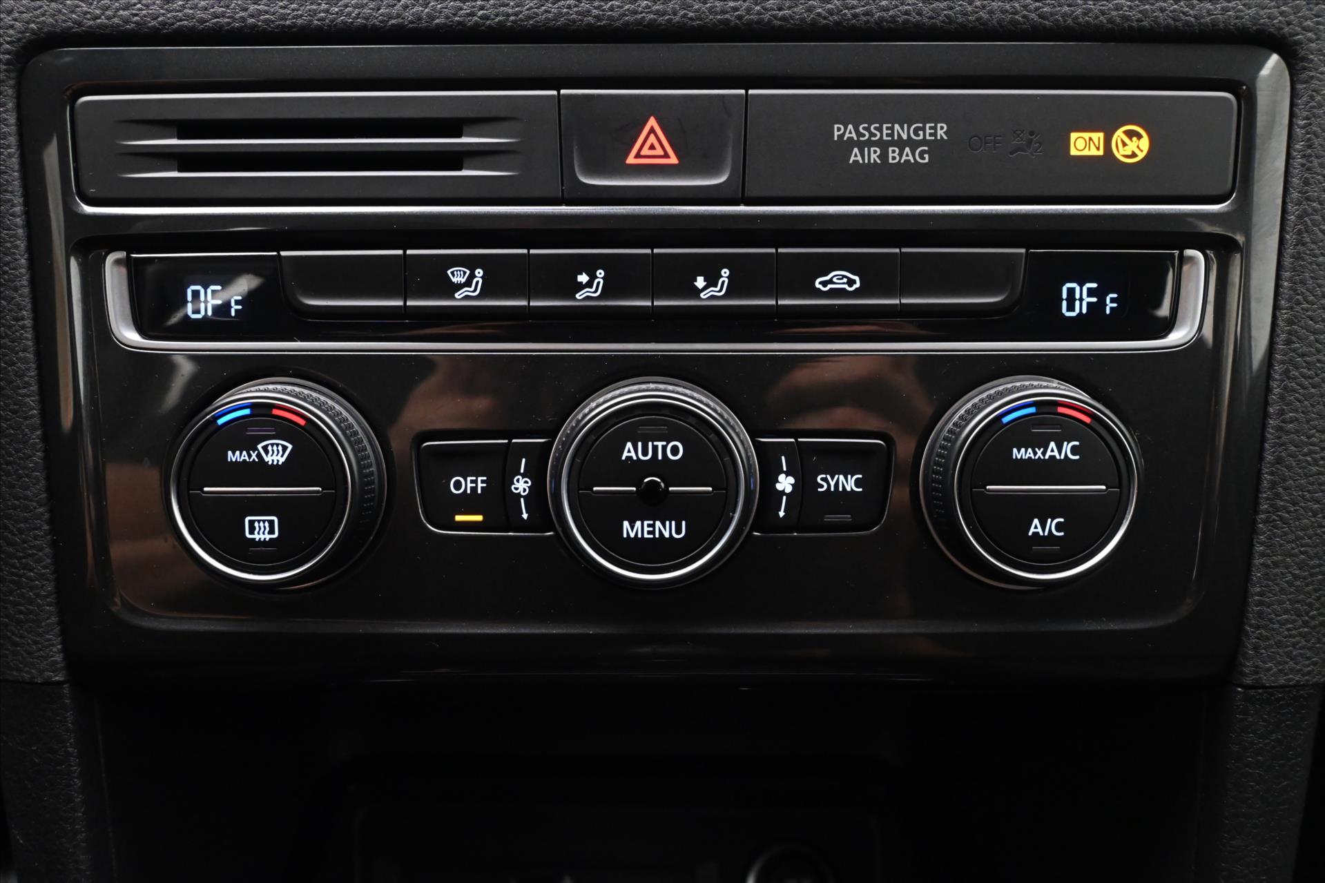 Main photo of the car Volkswagen Golf Sportsvan 1.6 TDI 85 kW Navi Warranty up to 5 years (20)