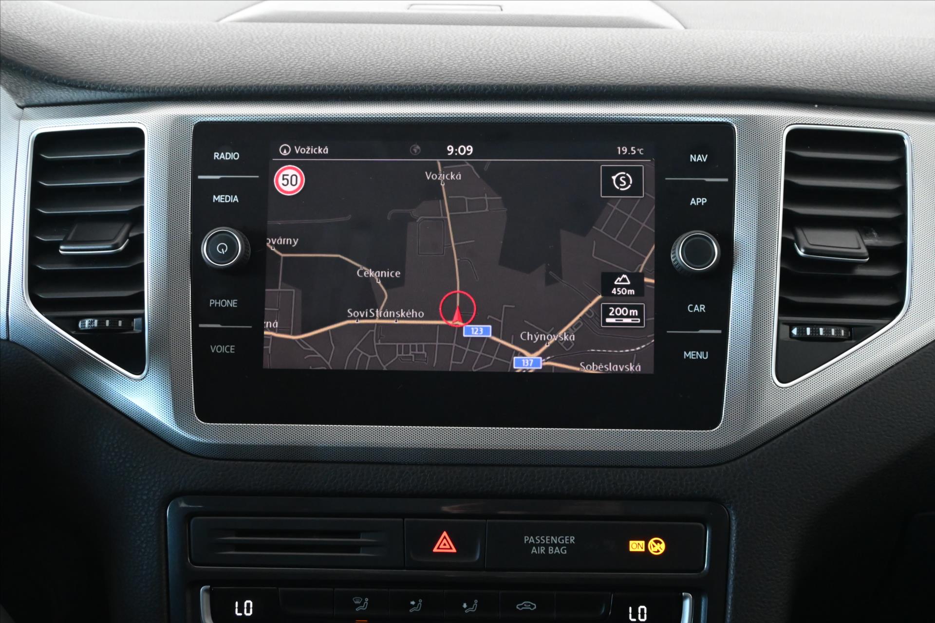 Hlavní fotografie vozu Volkswagen Golf Sportsvan 1,6 TDI 85 kW Navi Záruka až 5 let (20)