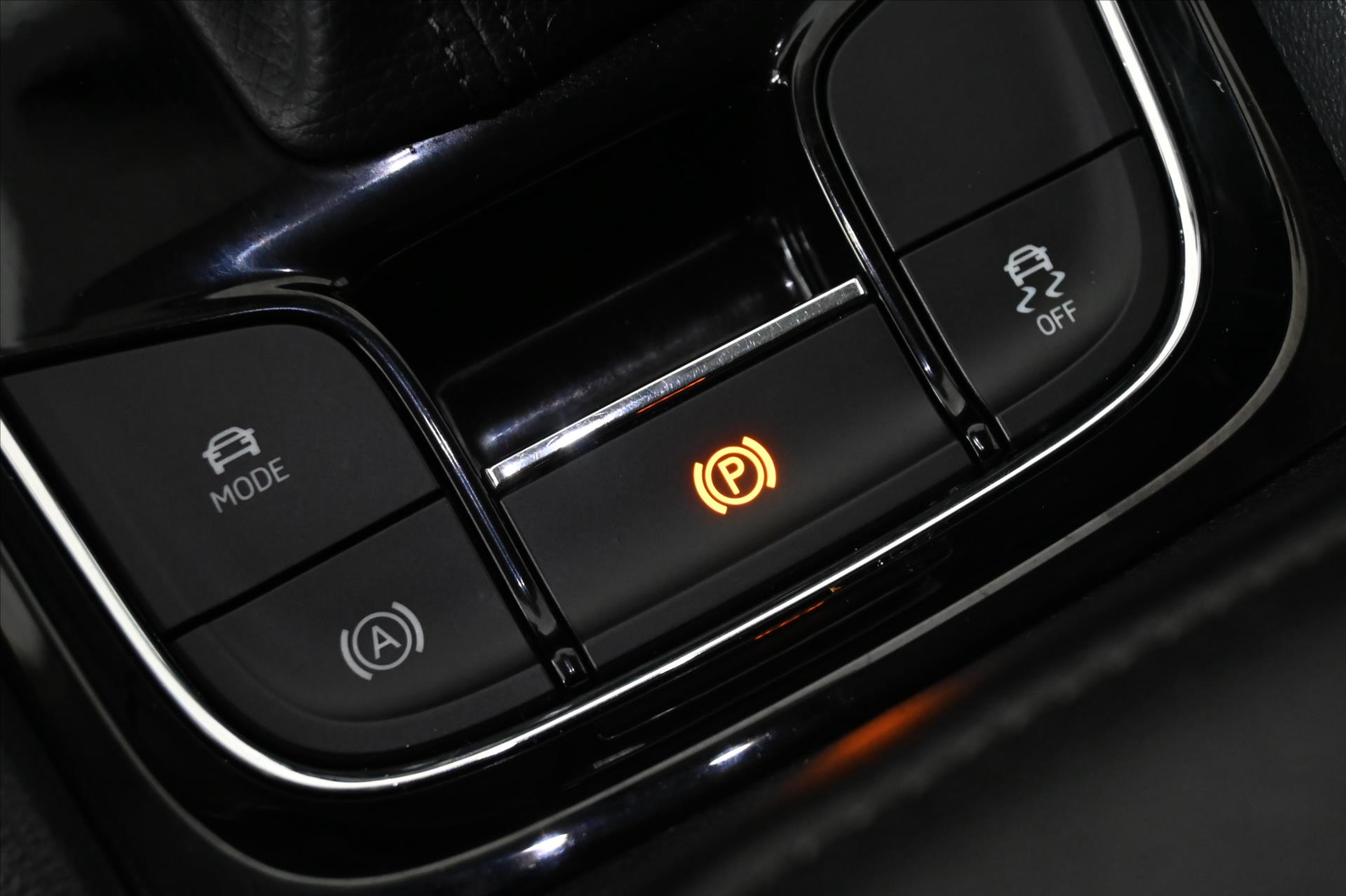 Hlavní fotografie vozu Škoda Kodiaq 2,0 TDI 110 kW DSG 7míst Ambition Záruka až 5 let (27)