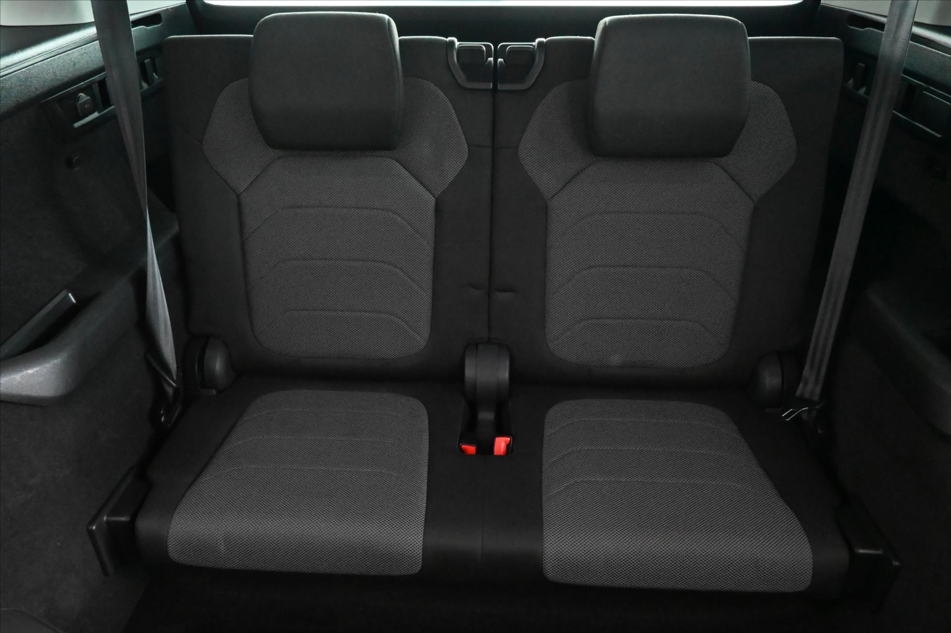 Hlavní fotografie vozu Škoda Kodiaq 2,0 TDI 110 kW DSG 7míst Ambition Záruka až 5 let (32)