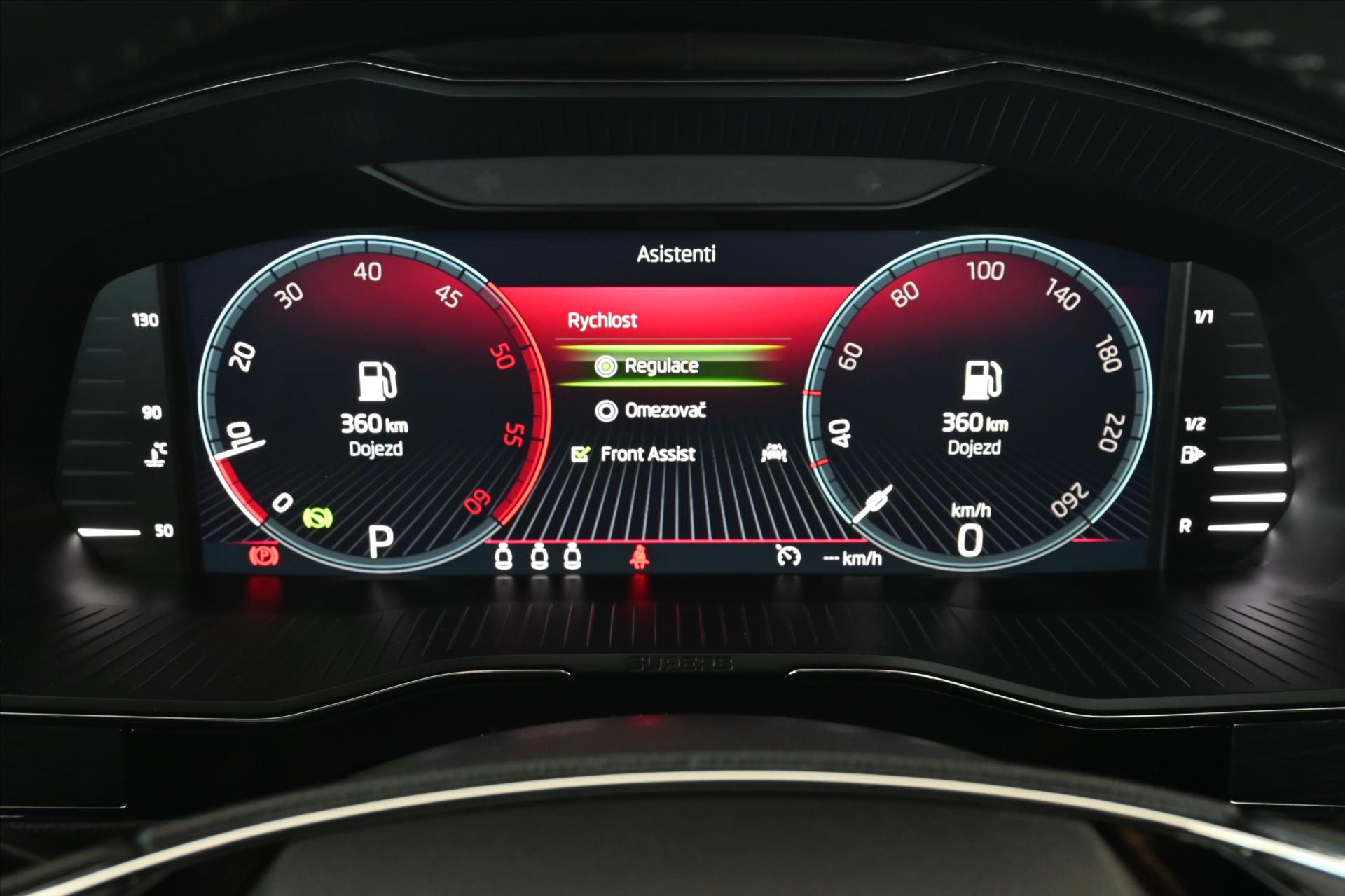 Hlavní fotografie vozu Škoda Superb 2,0 TDI 110 KW DSG Style Záruka až 5 let (14)