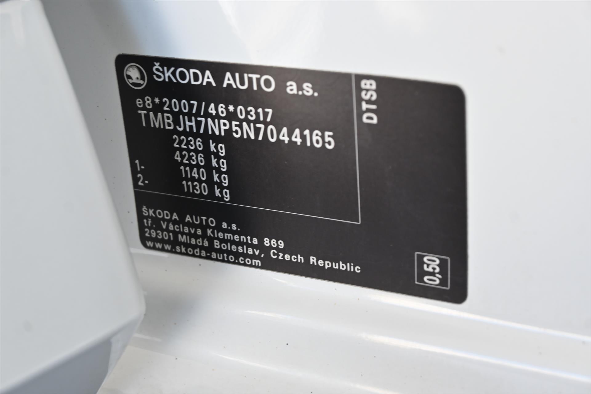 Hlavní fotografie vozu Škoda Superb 2,0 TDI 110KW DSG STYLE Záruka až 5 let (15)