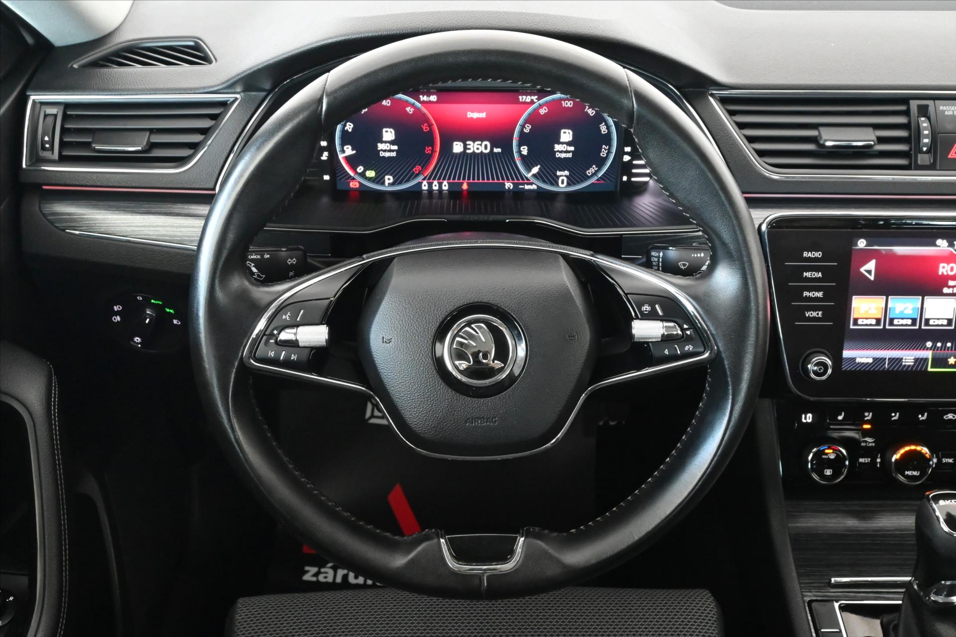 Hlavní fotografie vozu Škoda Superb 2,0 TDI 110KW DSG STYLE Záruka až 5 let (16)