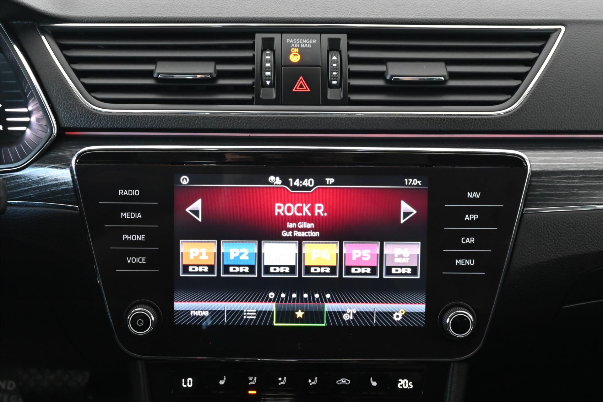 Hlavní fotografie vozu Škoda Superb 2,0 TDI 110KW DSG STYLE Záruka až 5 let (19)