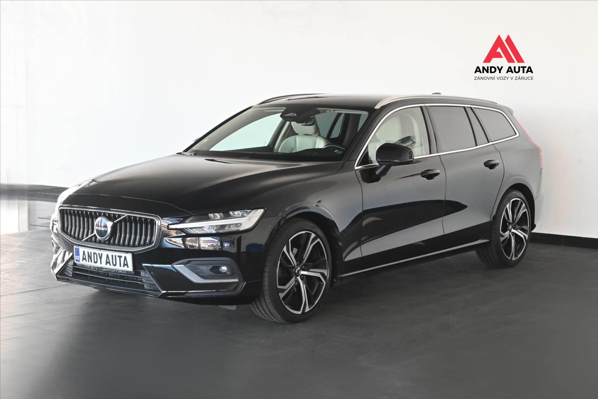 Volvo V60 2,0 B4 145 KW AT8 INSCRIPTION Záruka až 5 let