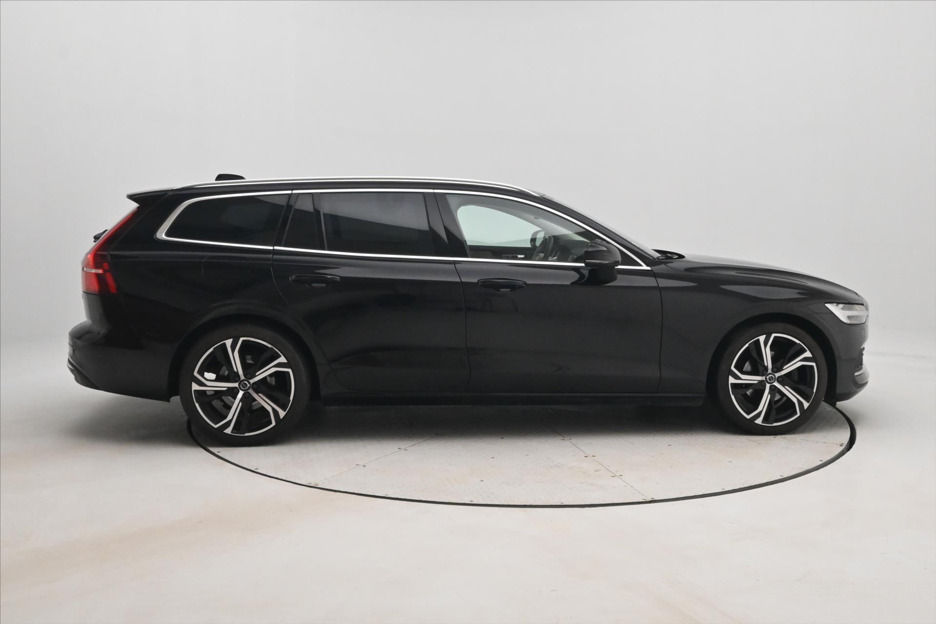 Hlavní fotografie vozu Volvo V60 2,0 B4 145 KW AT8 Inscription Záruka až 5 let (4)