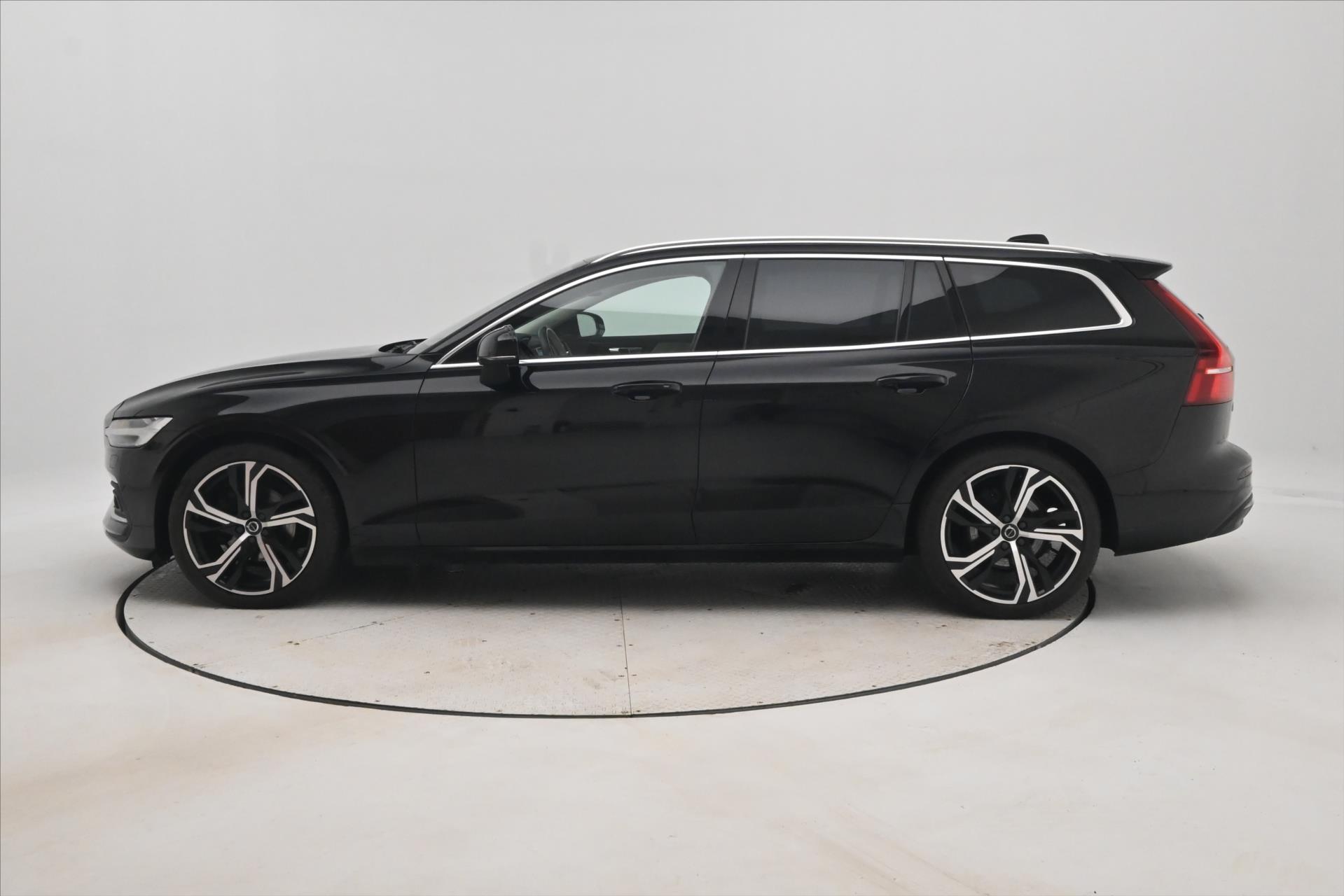 Hlavní fotografie vozu Volvo V60 2,0 B4 145 KW AT8 Inscription Záruka až 5 let (8)