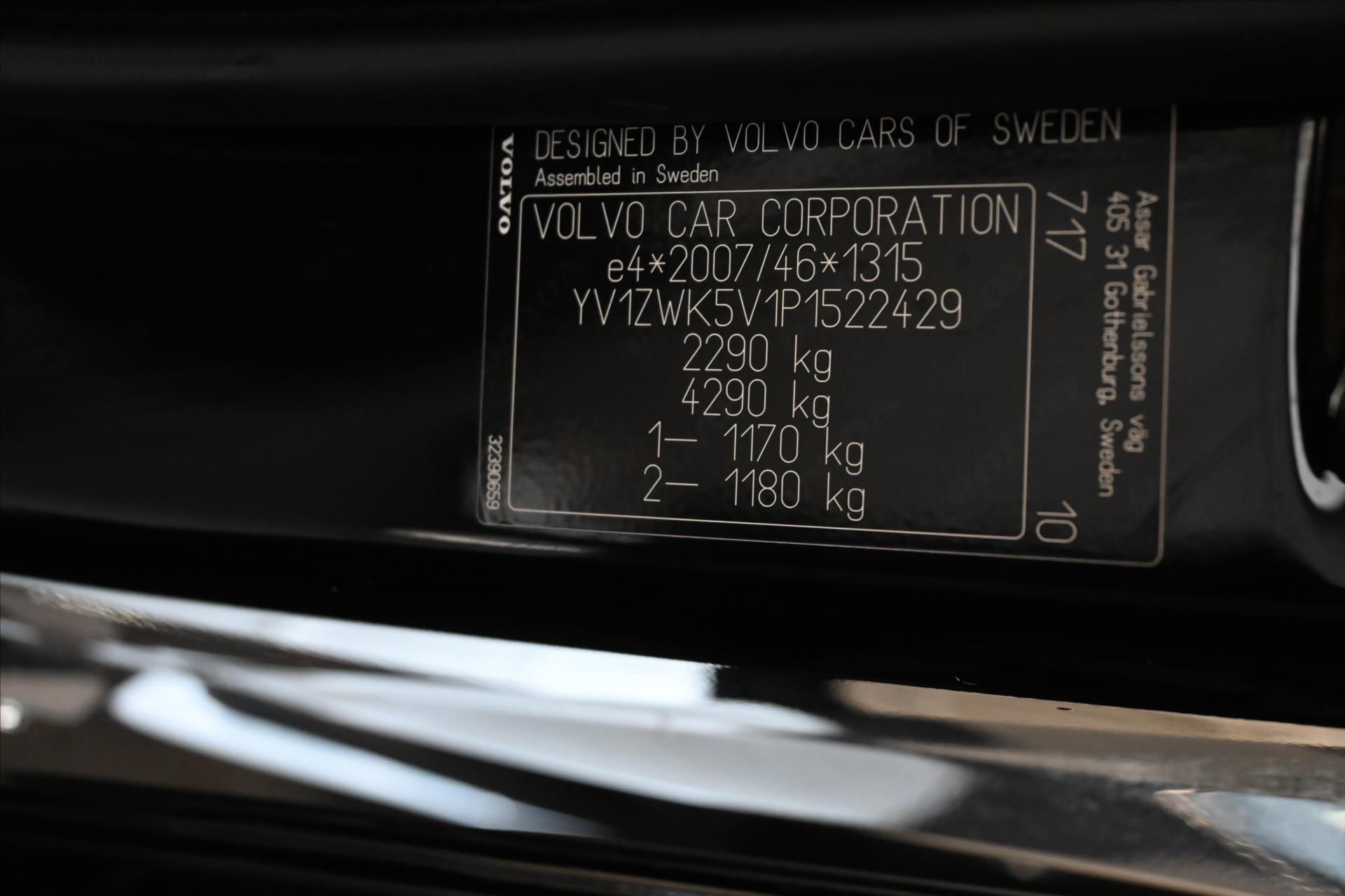 Hlavní fotografie vozu Volvo V60 2,0 B4 145 KW AT8 INSCRIPTION Záruka až 5 let (8)