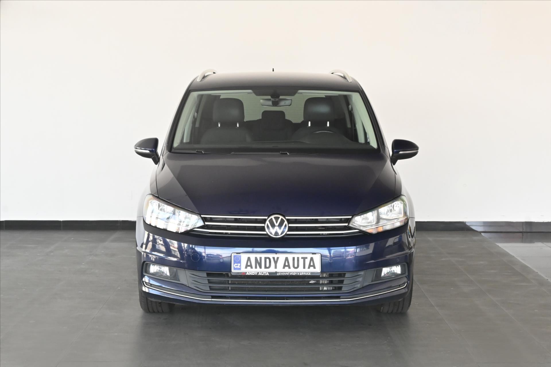 Main photo of the car Volkswagen Touran 2.0 TDI 110 kW DSG 7-seat Highline Warranty up to 5 years (3)