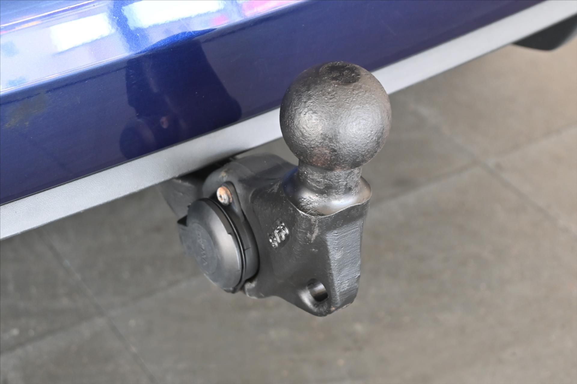 Main photo of the car Volkswagen Touran 2.0 TDI 110 kW DSG 7-seat Highline Warranty up to 5 years (33)