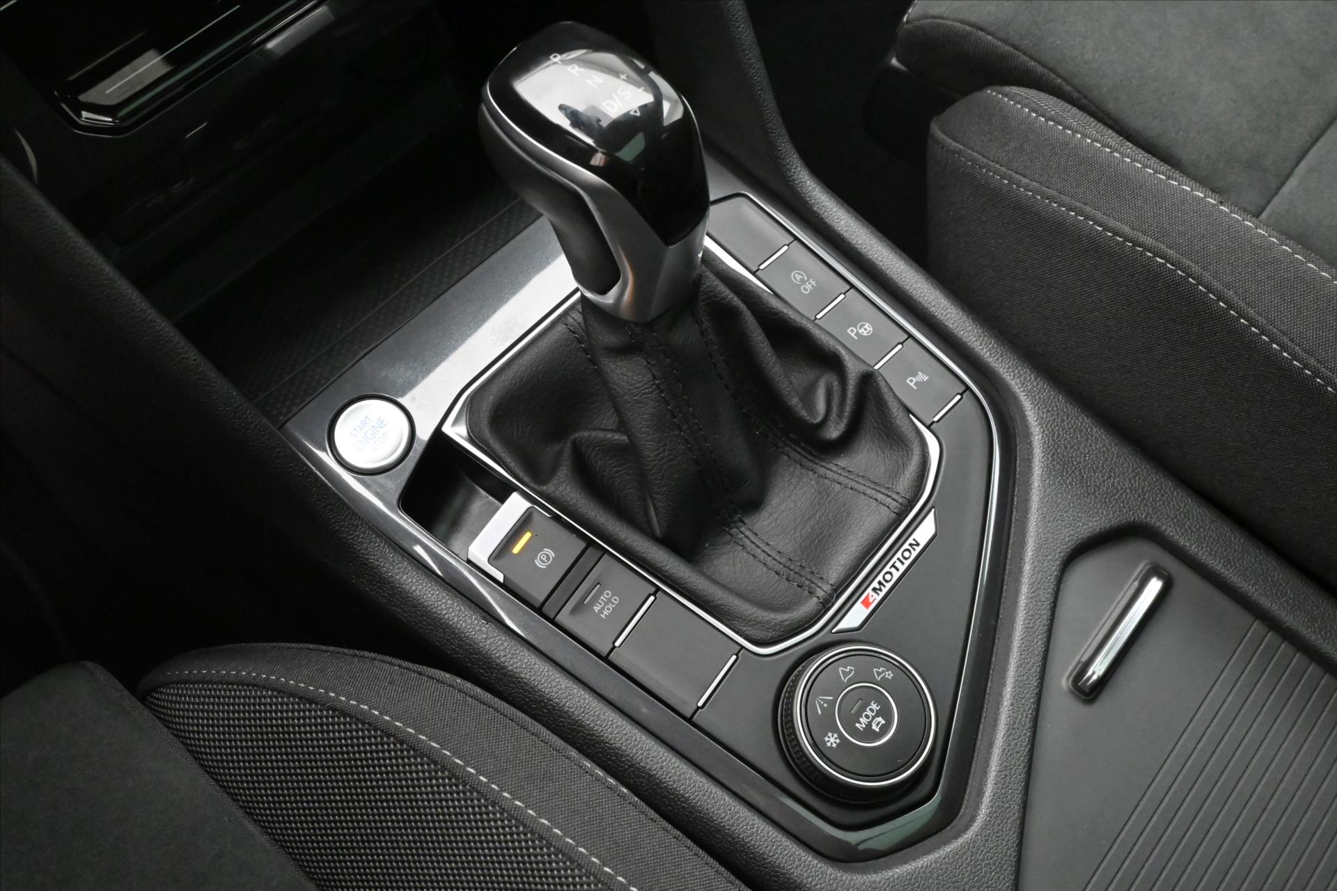 Hlavní fotografie vozu Volkswagen Tiguan Allspace 2,0 TDI 147 kW DSG Elegance 4Motion Záruka až 5 let (24)