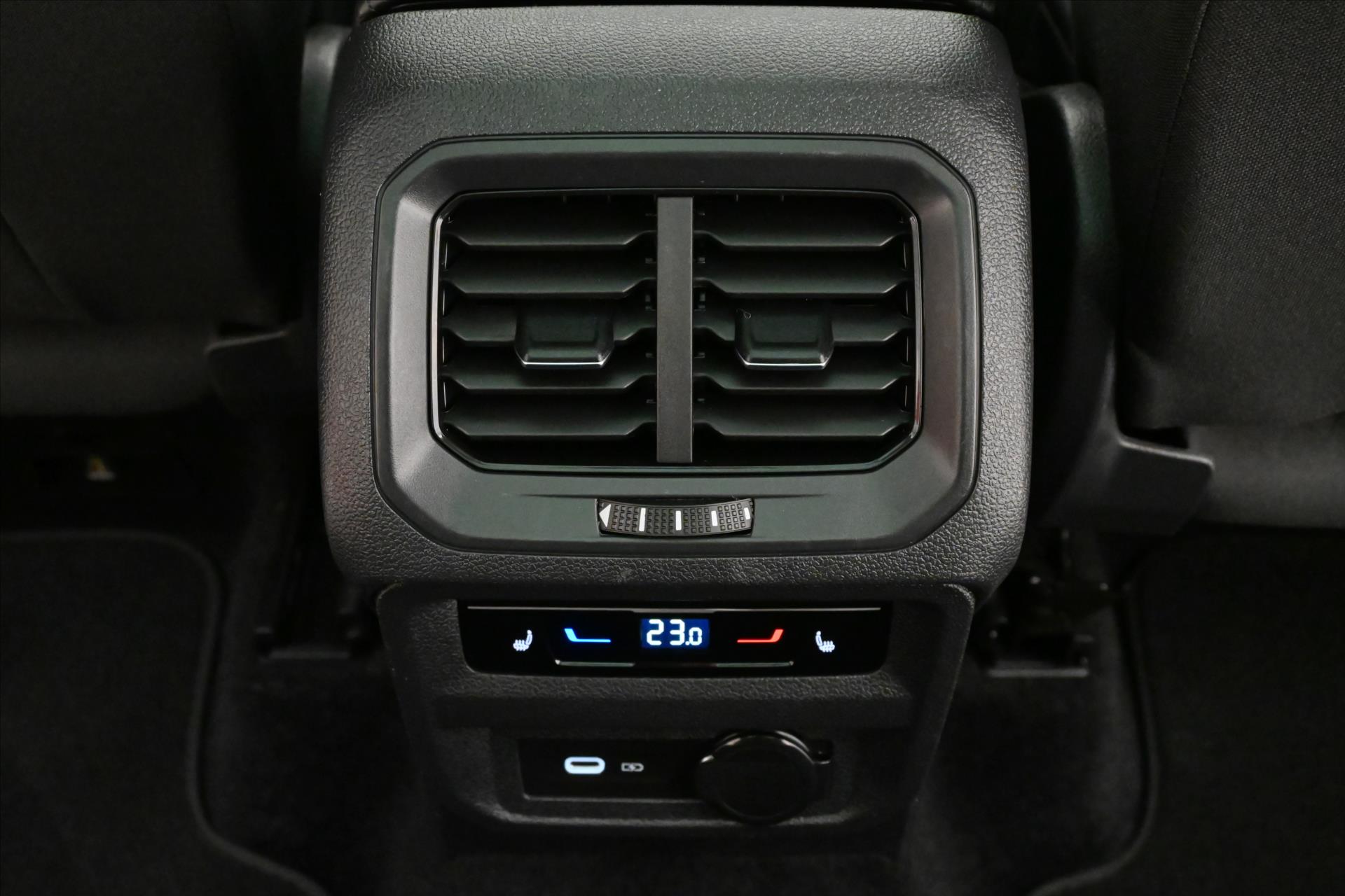 Hlavní fotografie vozu Volkswagen Tiguan Allspace 2,0 TDi 147kW DSG Elegance 4Motion Záruka až 5 let (22)