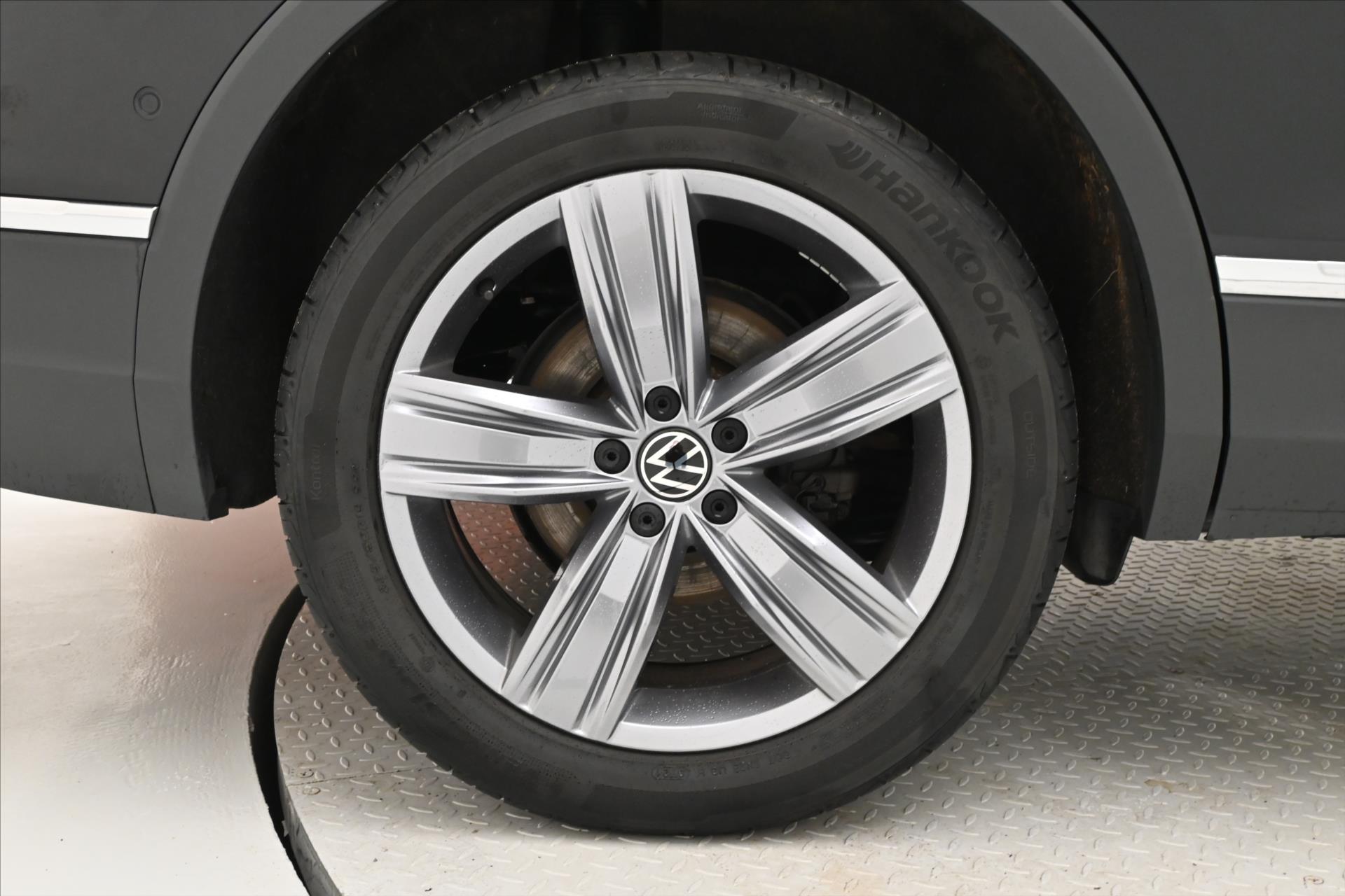 Hlavní fotografie vozu Volkswagen Tiguan Allspace 2,0 TDi 147kW DSG Elegance 4Motion Záruka až 5 let (34)