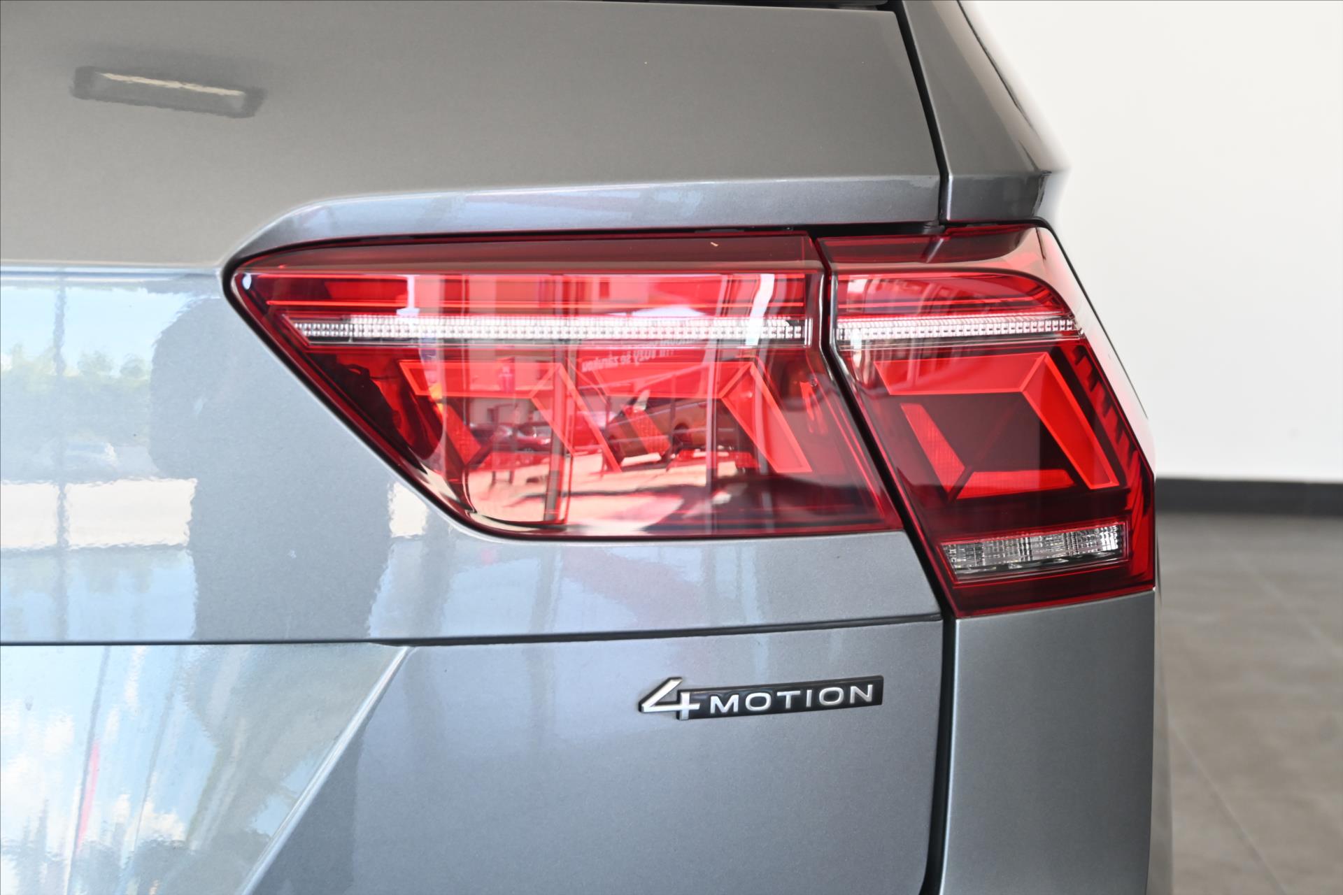 Main photo of the car Volkswagen Tiguan allspace 2.0 TDI 147 kW DSG Elegance 4Motion Warranty up to 5 years (36)