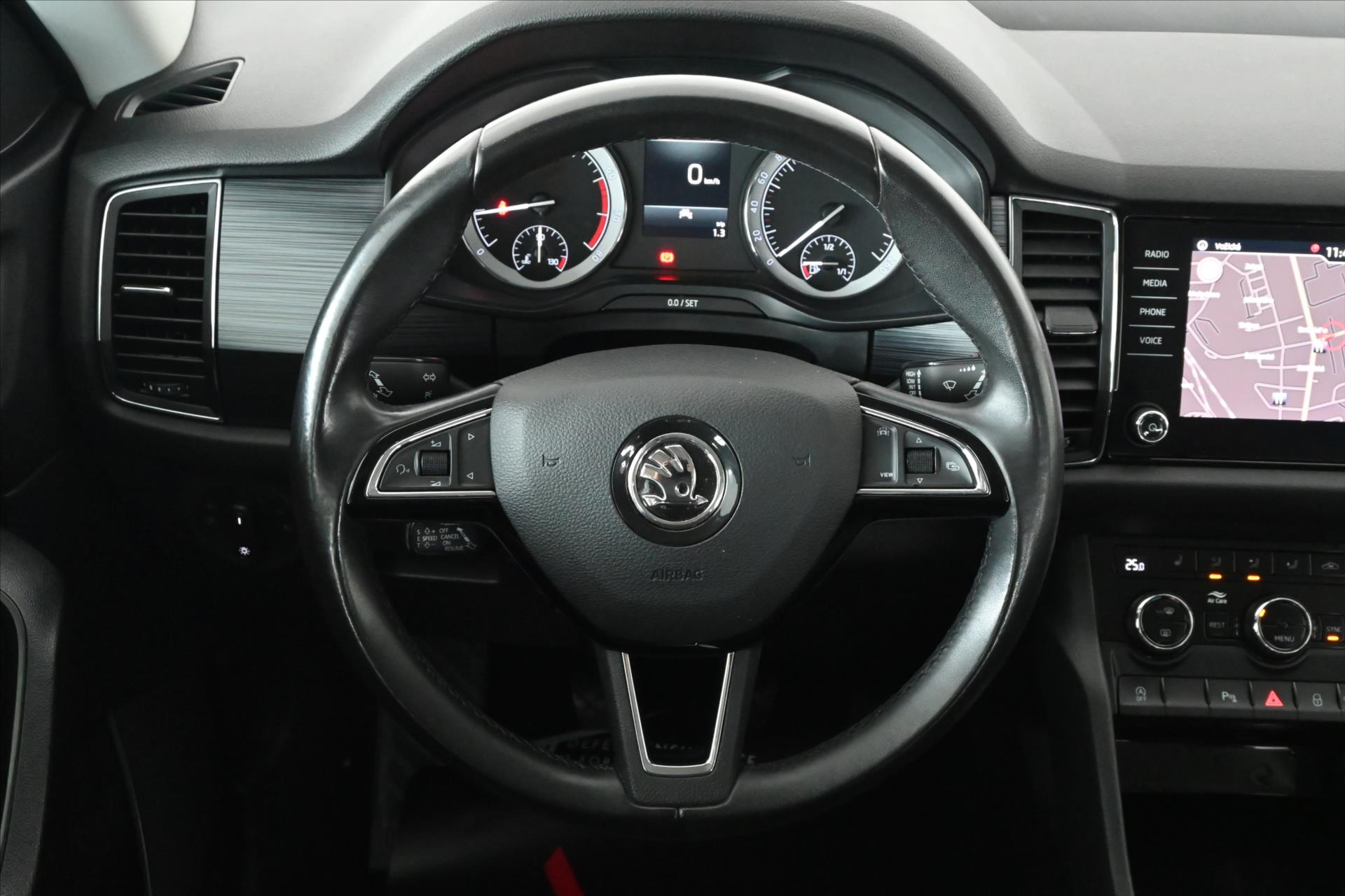 Hlavní fotografie vozu Škoda Kodiaq 1,5 TSI 110 kW Business Edition Záruka až 5 let (17)