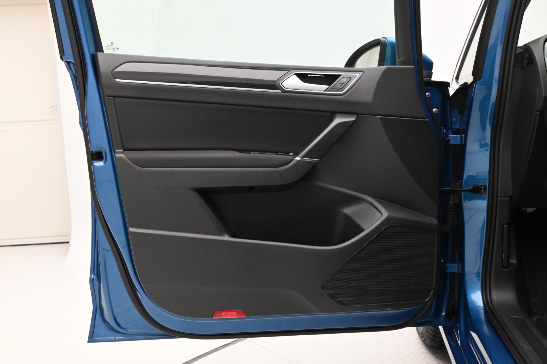 Hlavní fotografie vozu Volkswagen Touran 2,0 TDI 110kW HIGHLINE ZÁRUKA AŽ 5 LET (24)